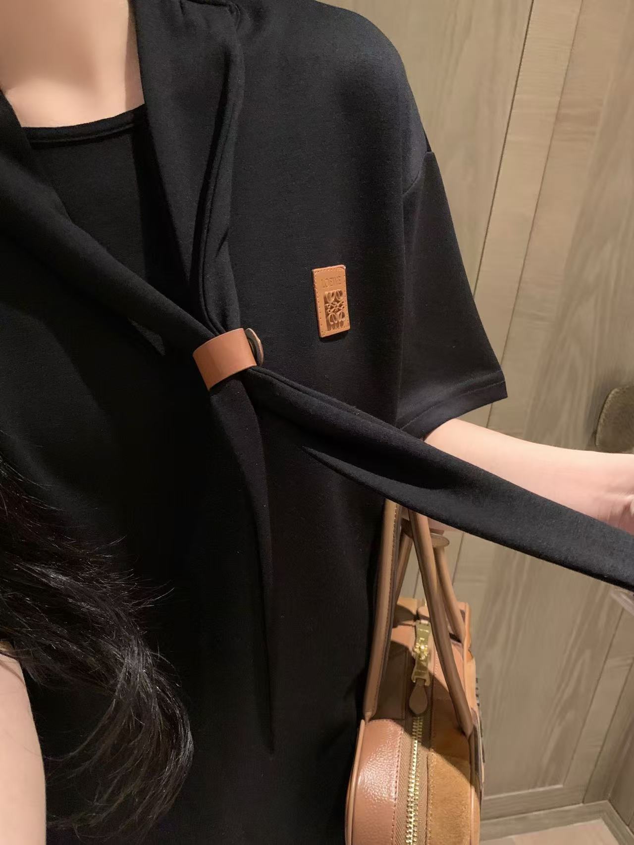 L0WEWレースアップTシャツ【50％割引+送料無料】【50％割引+送料無料】