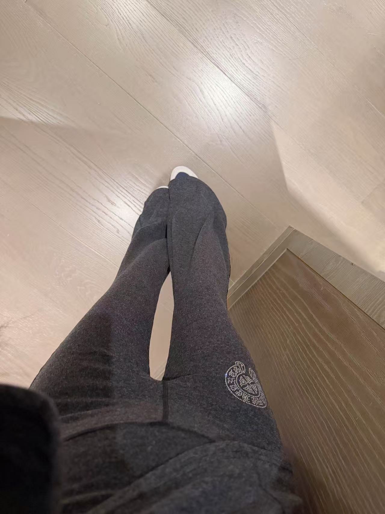 Chr0me Hearts ラインストーン Vネック トップ + パンツ セット【50％割引+送料無料】