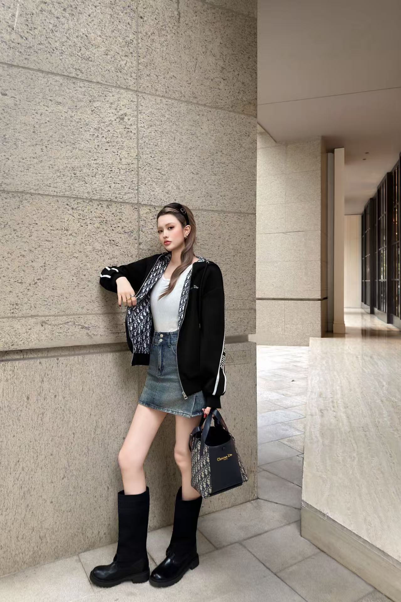 DIORレターフードジャケット【50％割引+送料無料】