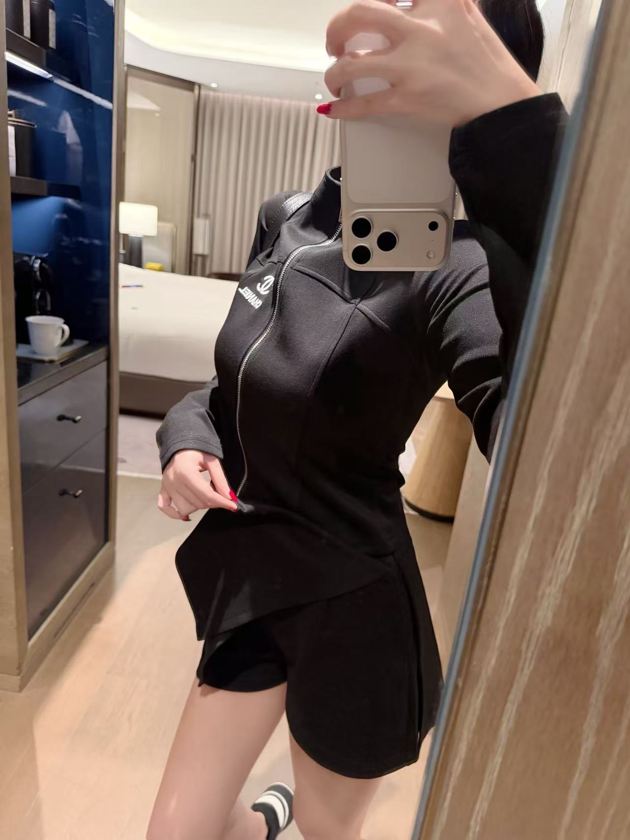 CHANE1 ダブルCジッパートップス+スカート ツーピースセット【50％割引+送料無料】