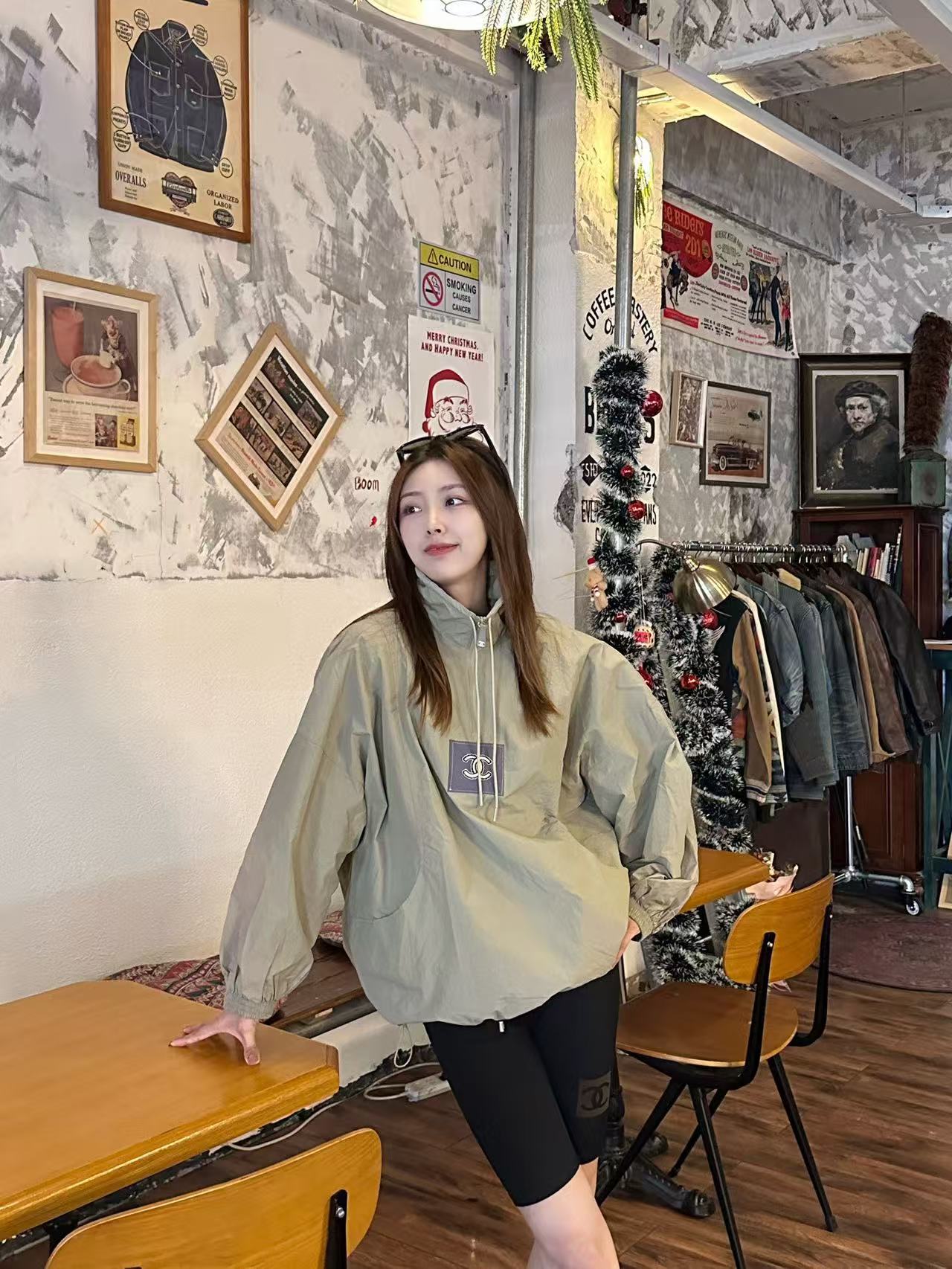 CHANE1 ダブルC ハーフジップジャケット【50%割引+送料無料】