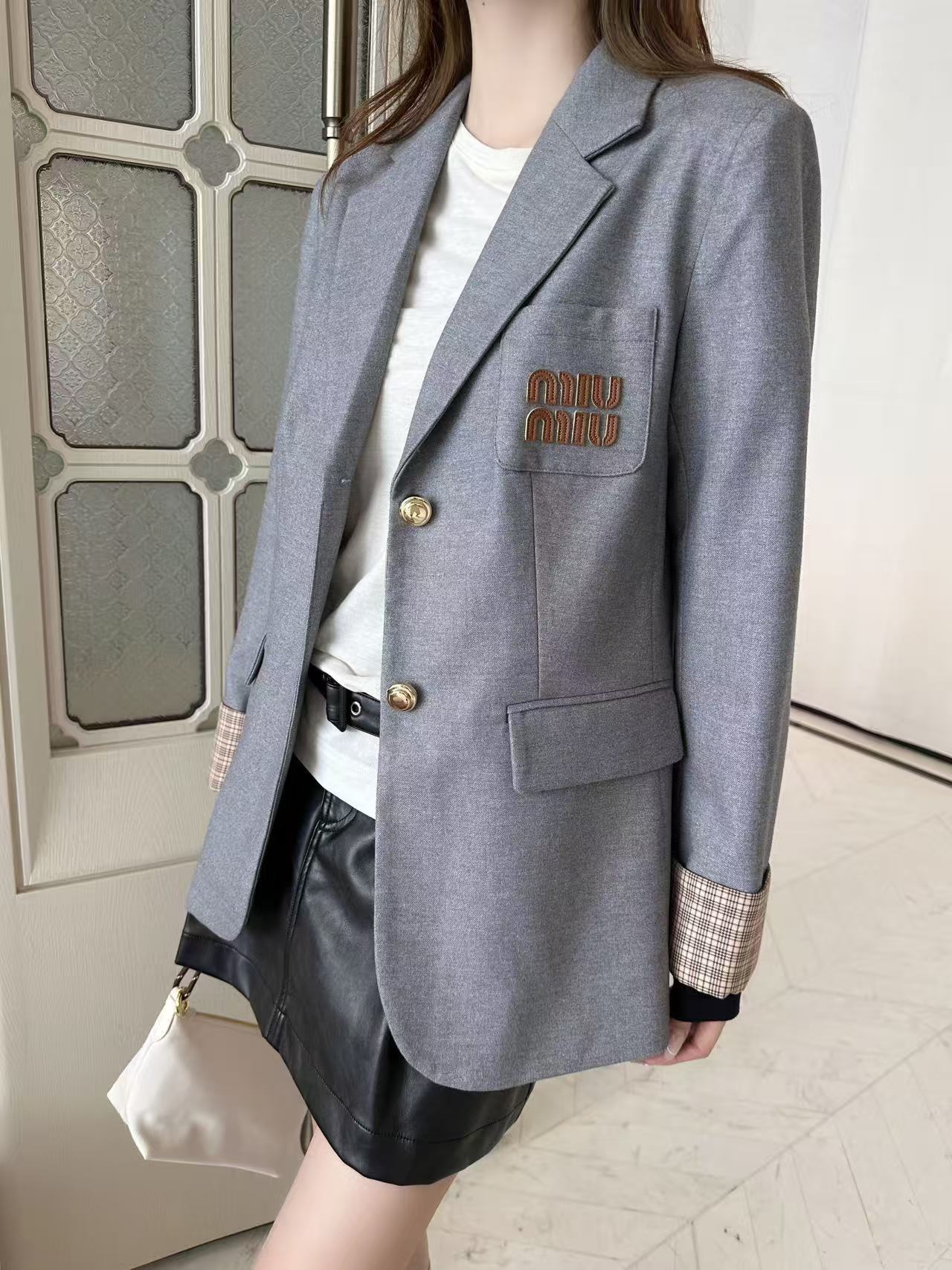 M1UM1U ミニマリスト レター スーツ ジャケット【50%割引+送料無料】