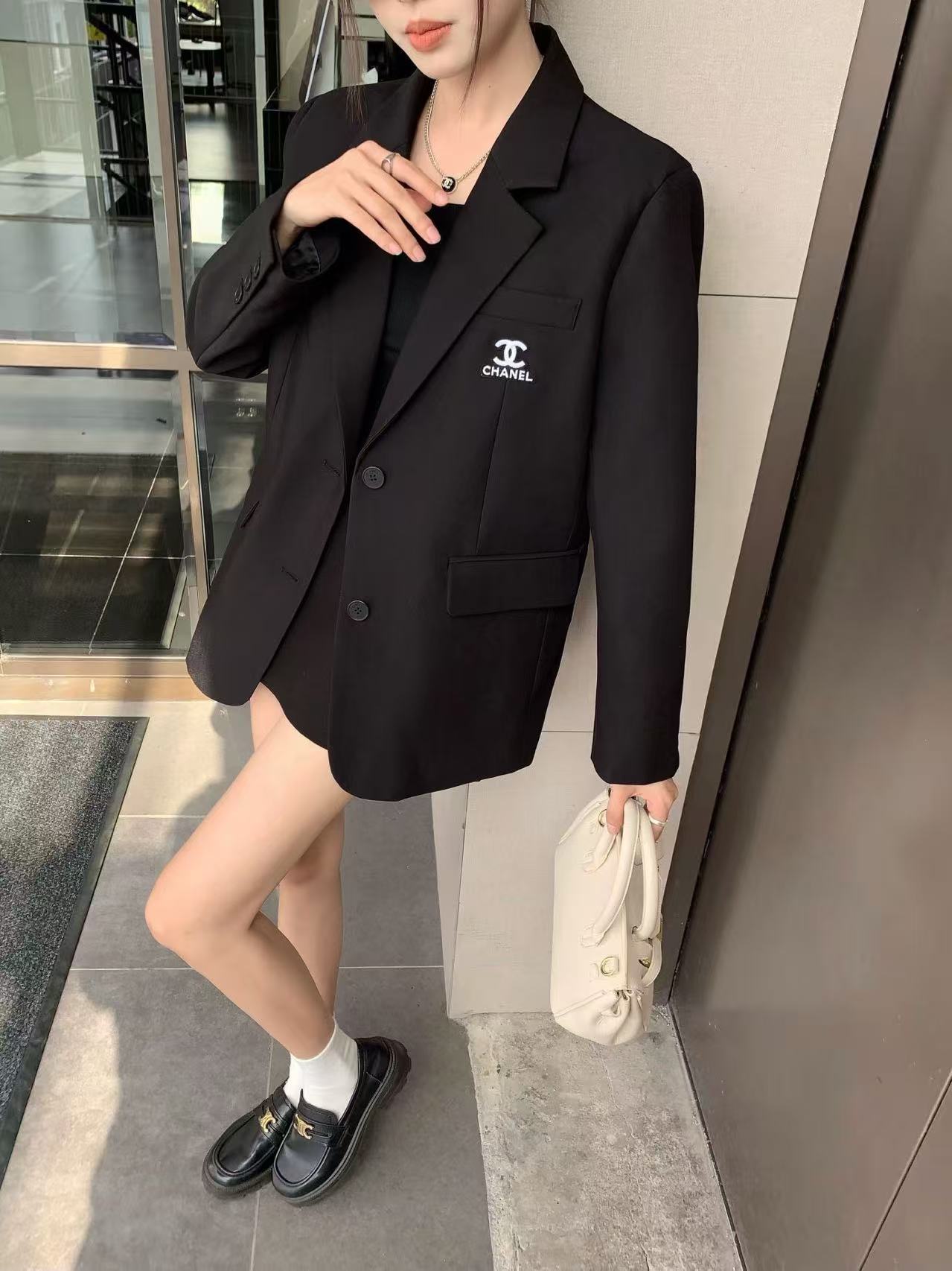 CHANE1 ダブルC シンプルスーツジャケット【50%割引+送料無料】