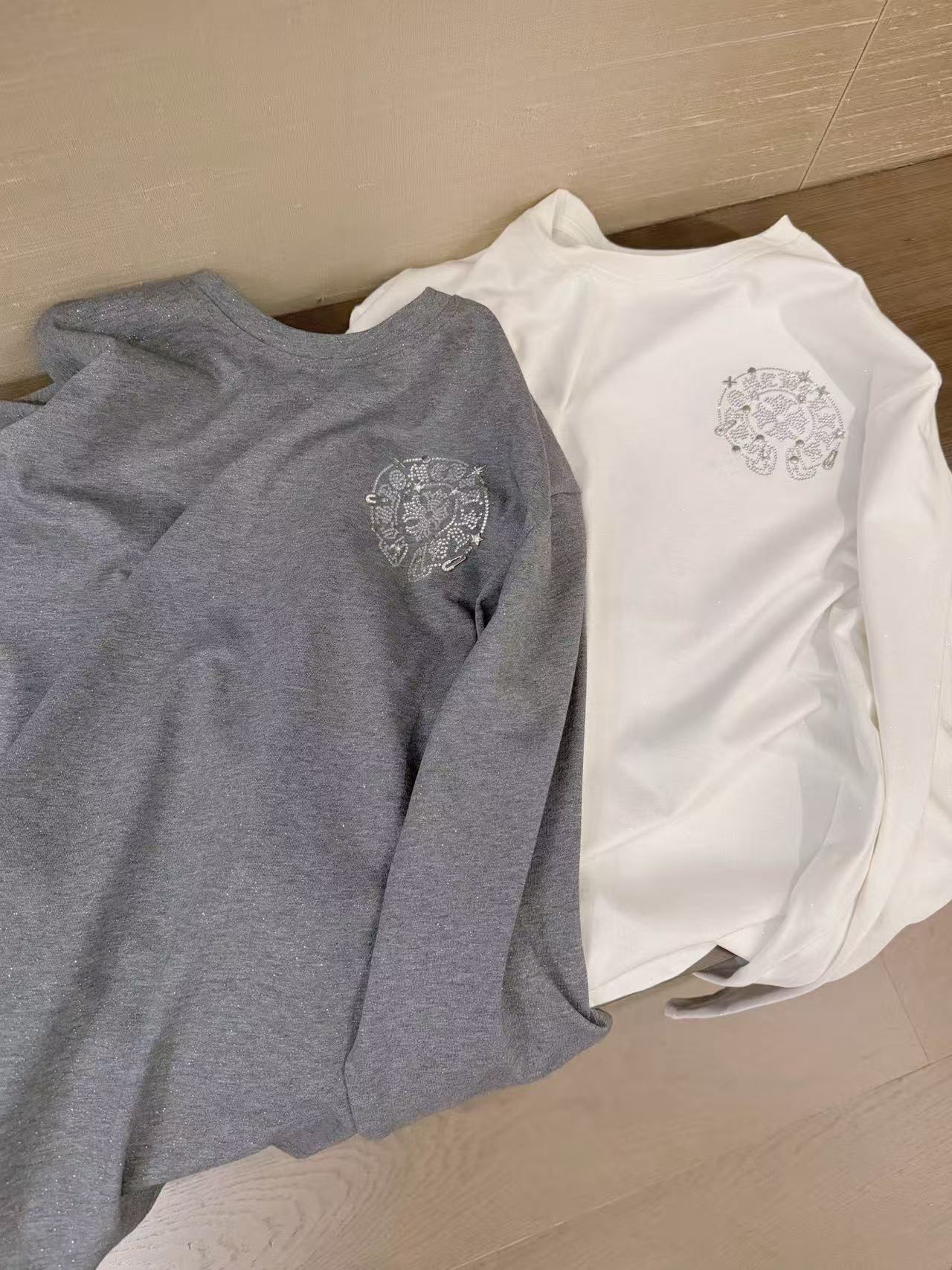 Chr0me HeartsラインストーンピンTシャツ【50％割引+送料無料】