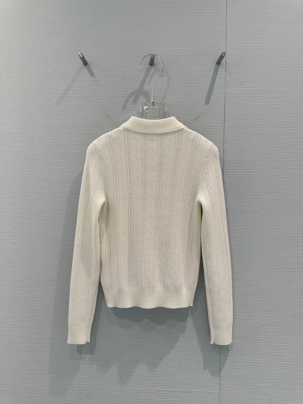 M1UM1U 襟付きレターウールカーディガン【50％割引+送料無料】