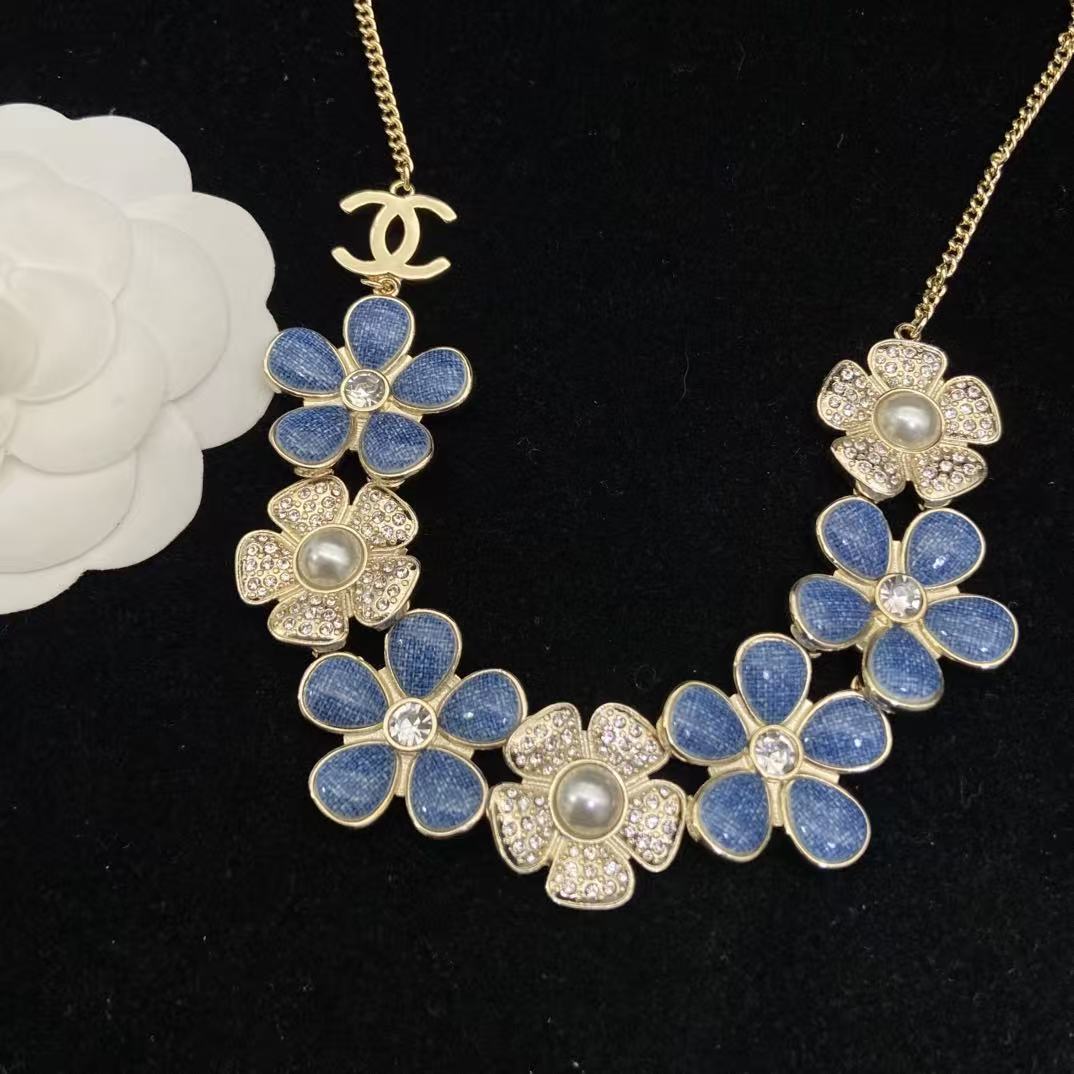 CHANE1 ダブルC ブルーフラワーネックレス【50%割引+送料無料】