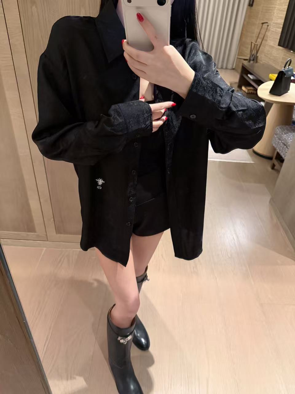 DIOR 刺繍ビーシルクシャツ【50%割引+送料無料】