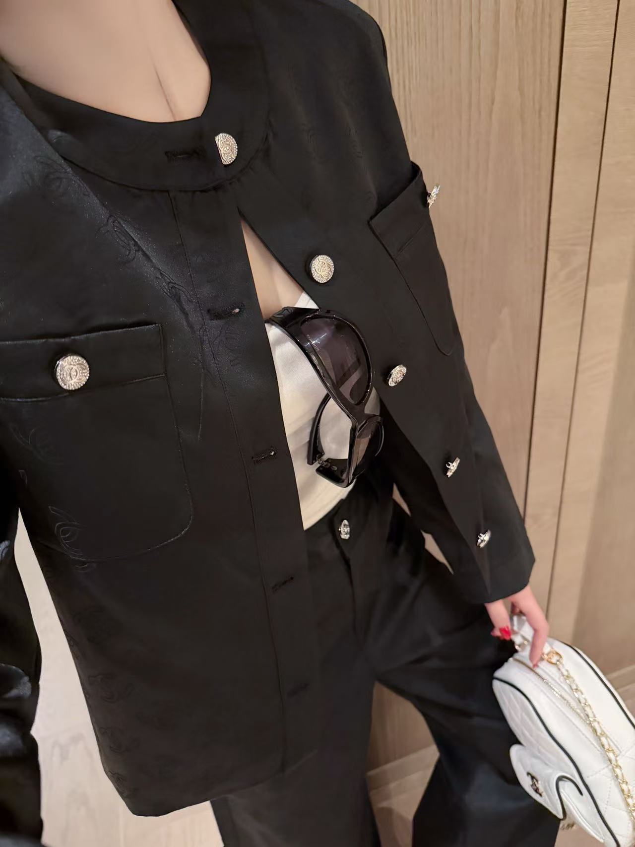 CHANE1 オールロゴジャケット+パンツ ツーピースセット【50%割引+送料無料】