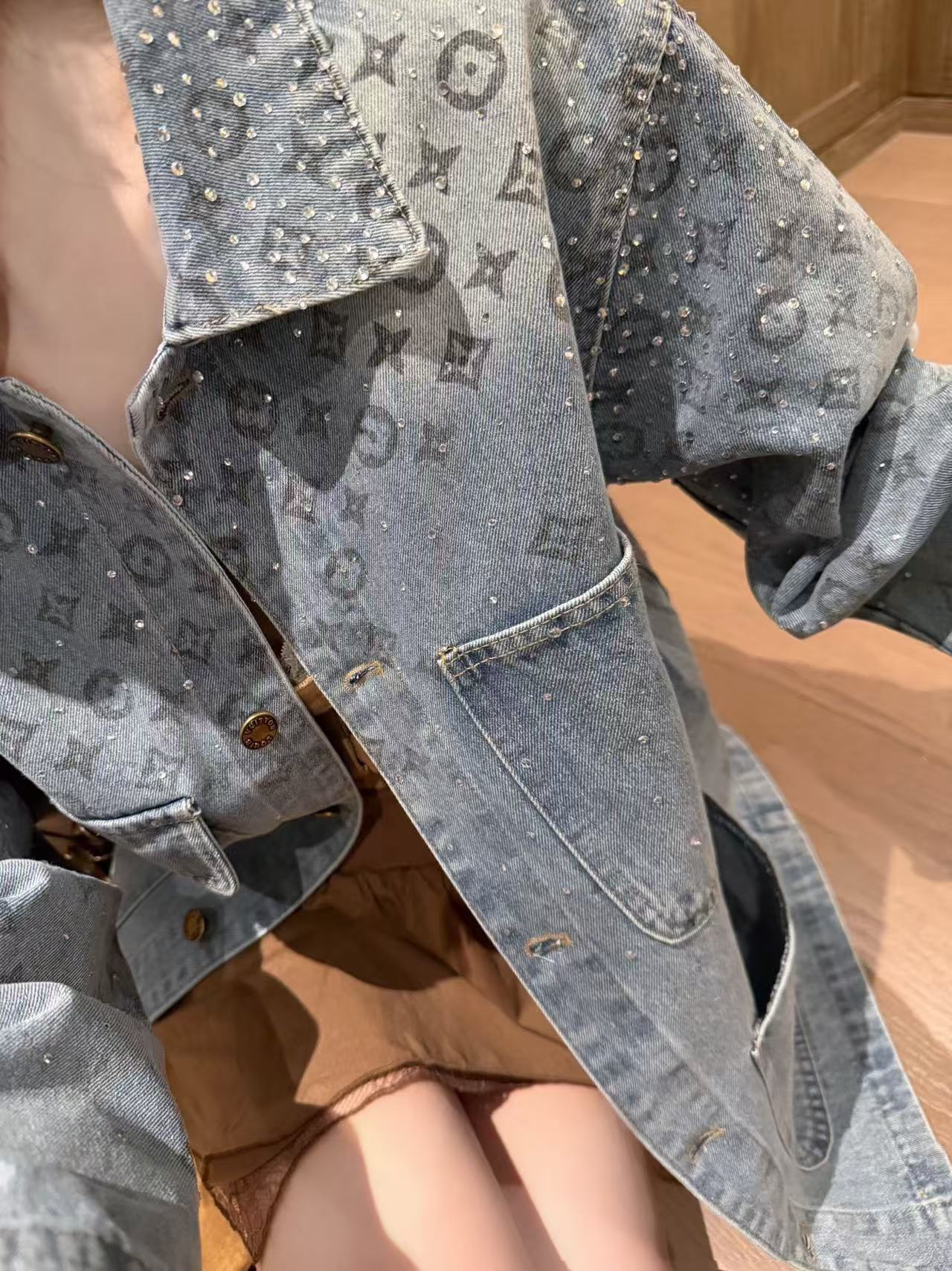 LV四つ葉のクローバーラインストーンデニムジャケット【50％割引+送料無料】