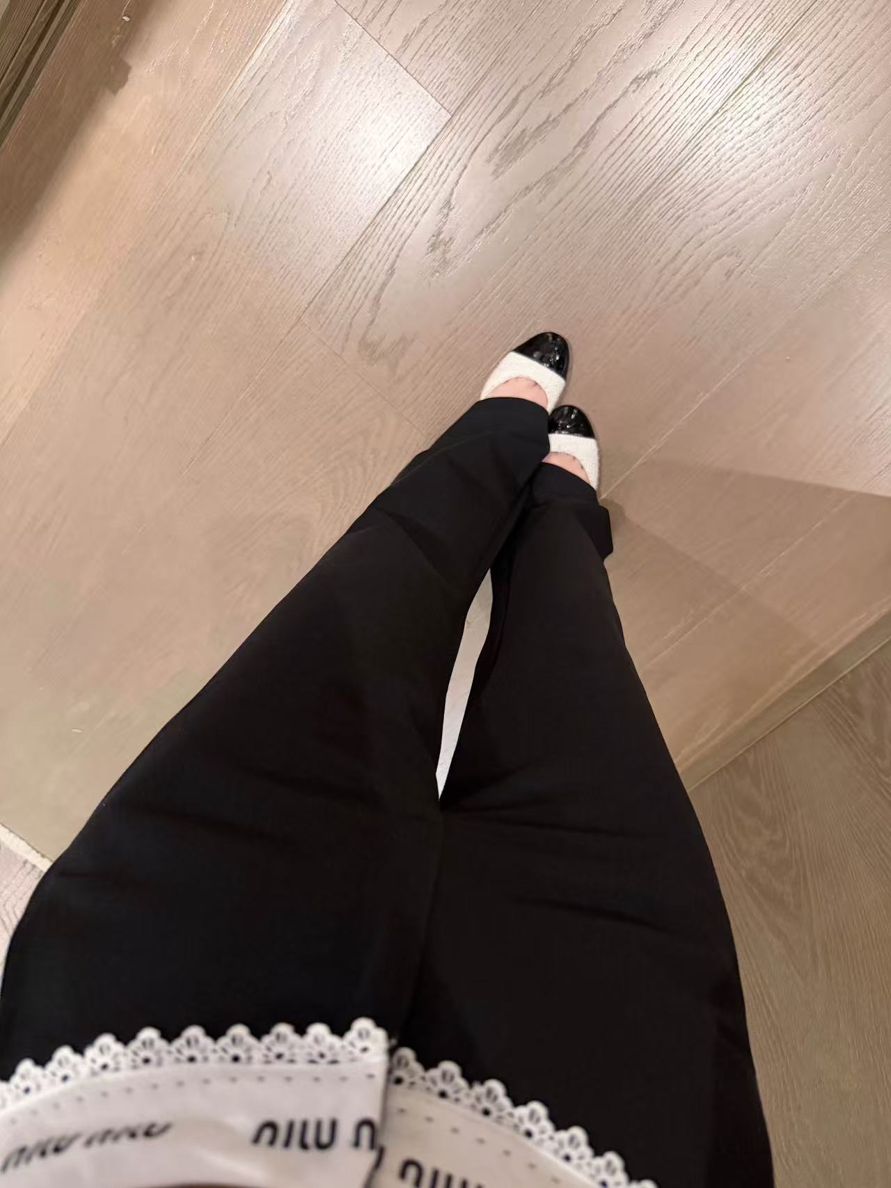 M1UM1U シャツ+フレアカジュアルパンツ ツーピースセット【50%割引+送料無料】