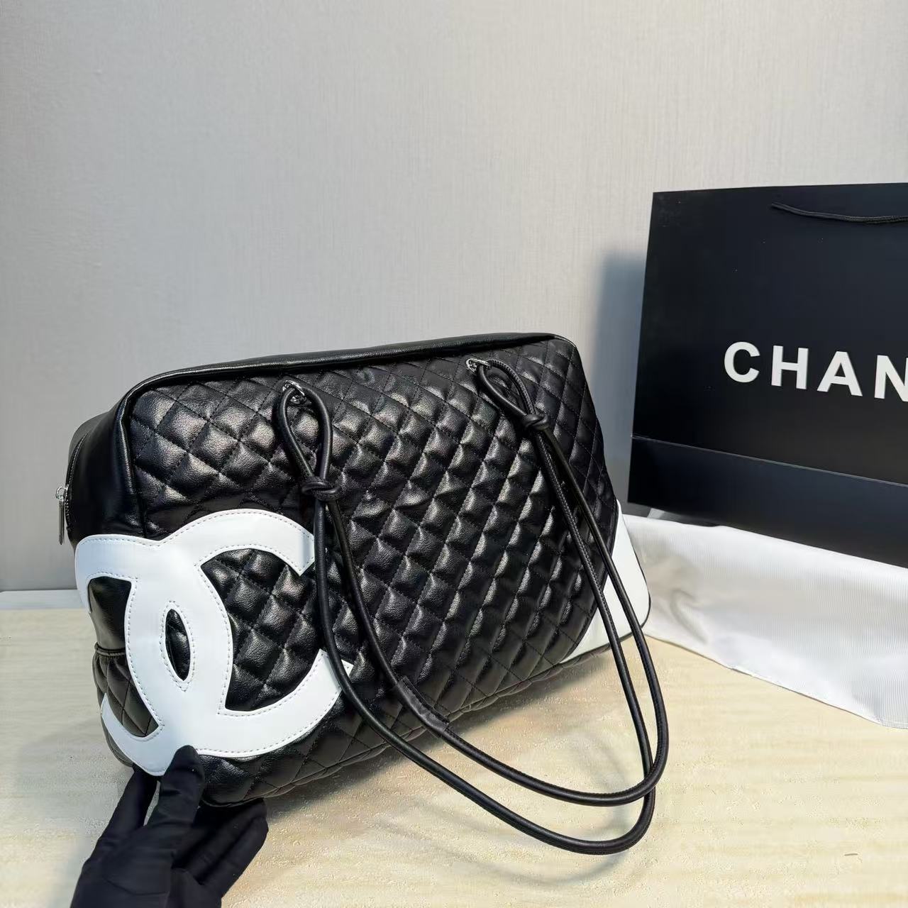 CHANE1 ダブルC ハンドバッグ【50％割引+送料無料】