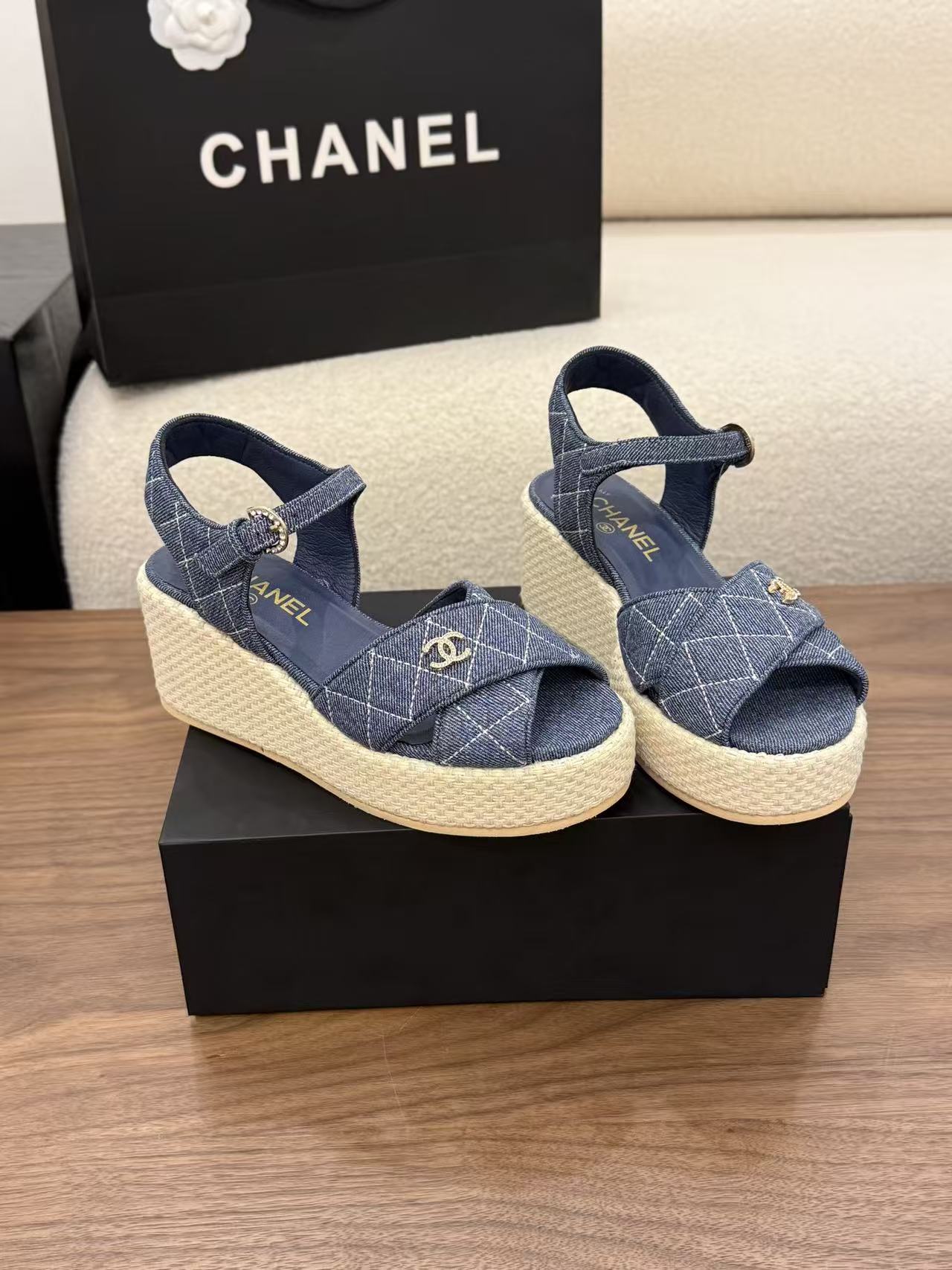 CHANE1 高品質ダブルCチェック柄デニムプラットフォームサンダル【50％割引+送料無料】