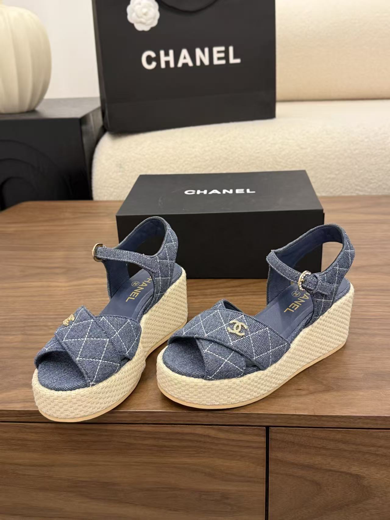 CHANE1 高品質ダブルCチェック柄デニムプラットフォームサンダル【50％割引+送料無料】