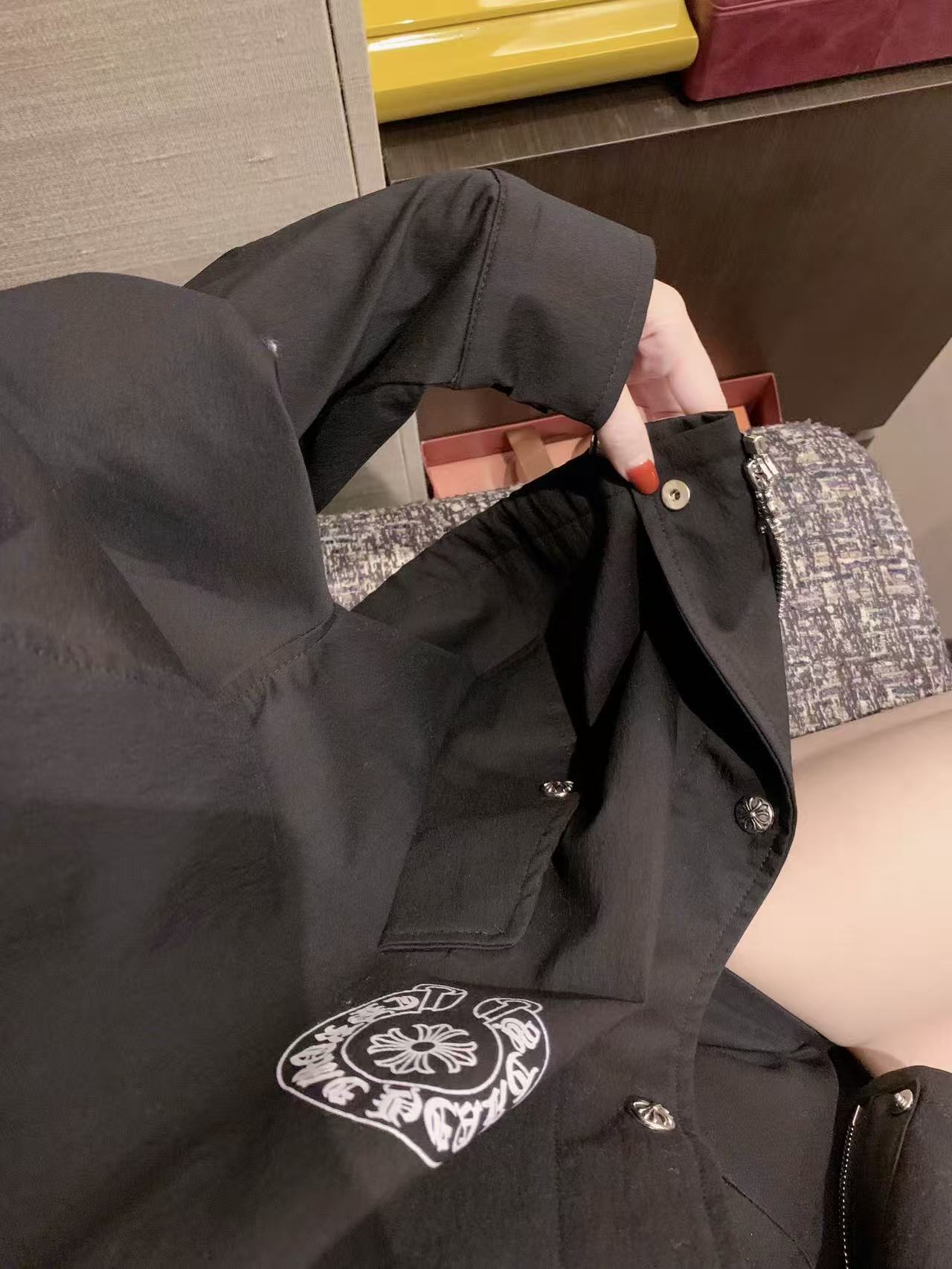 Chr0me Heartsボタンダウントレンチコート【50%割引+送料無料】