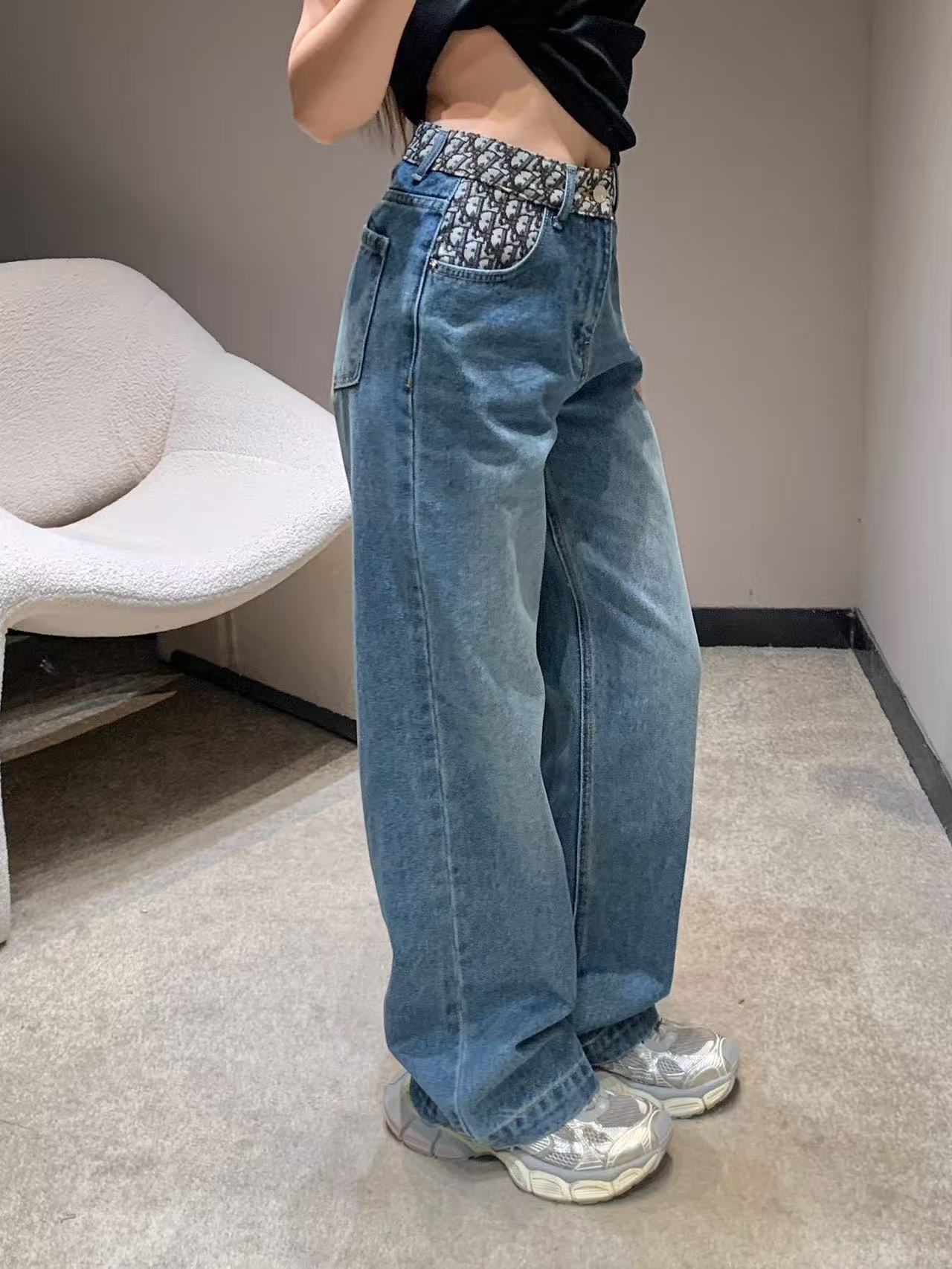 DI0Rストレートレッグジーンズ【50%割引+送料無料】