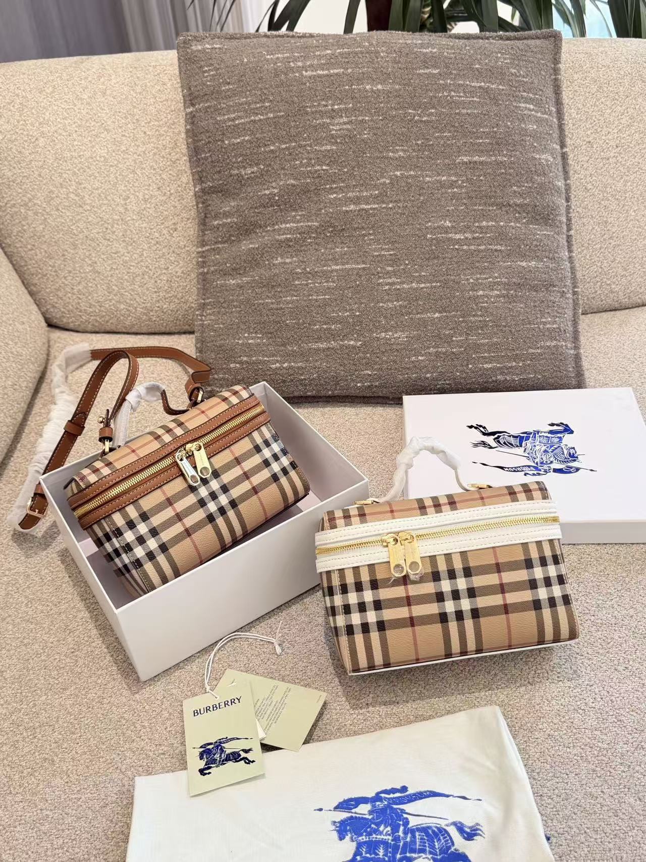 BUR8ERRYチェックハンドバッグ【50％割引+送料無料】