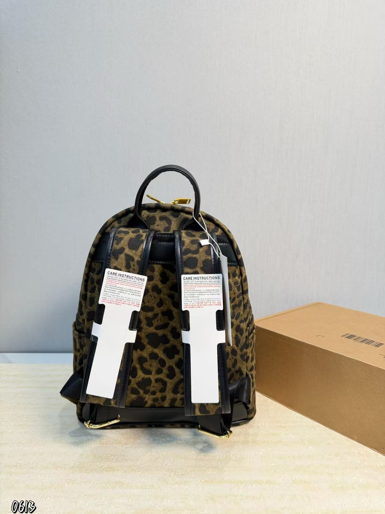 YSL レオパードプリント バックパック【50％割引+送料無料】