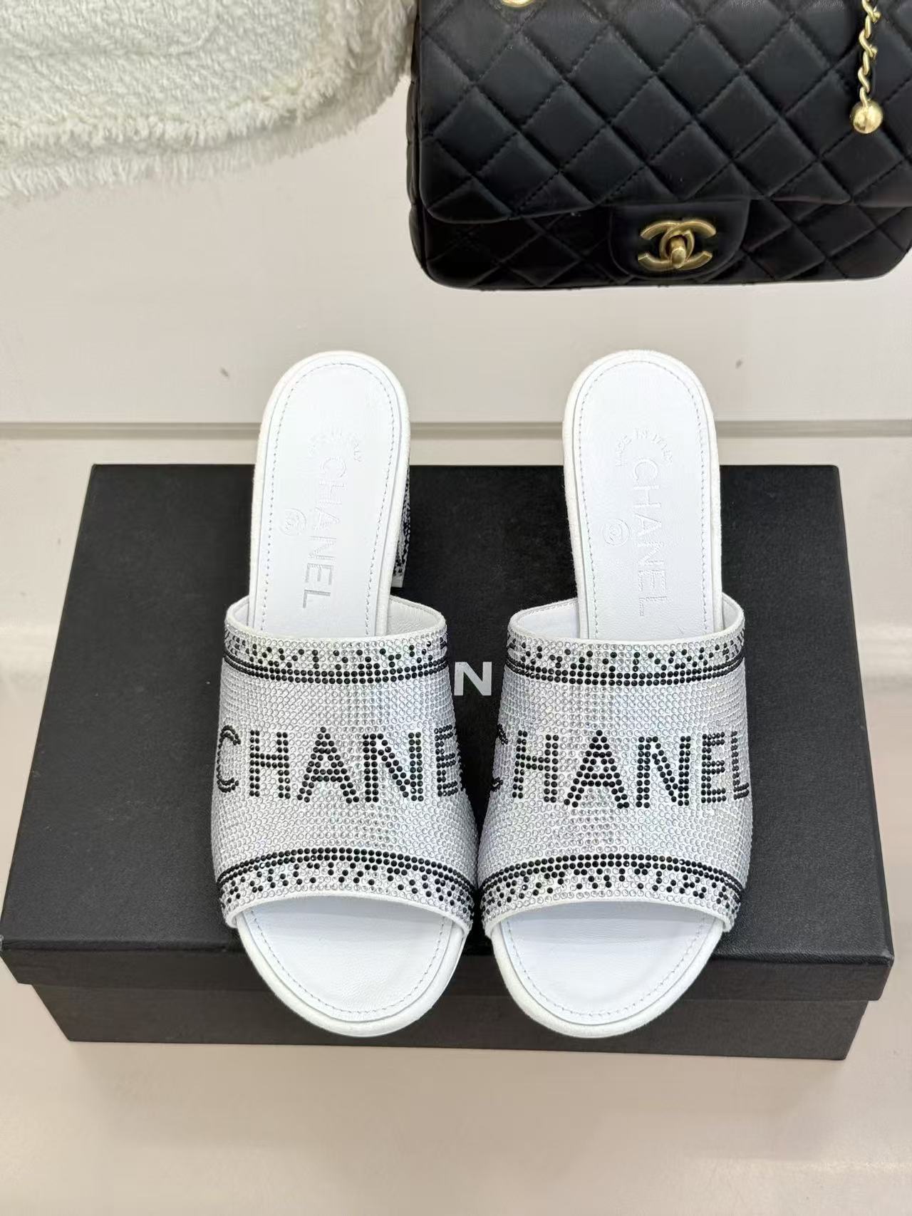 CHANE1 高品質ラインストーンレターハイヒール【50％割引+送料無料】