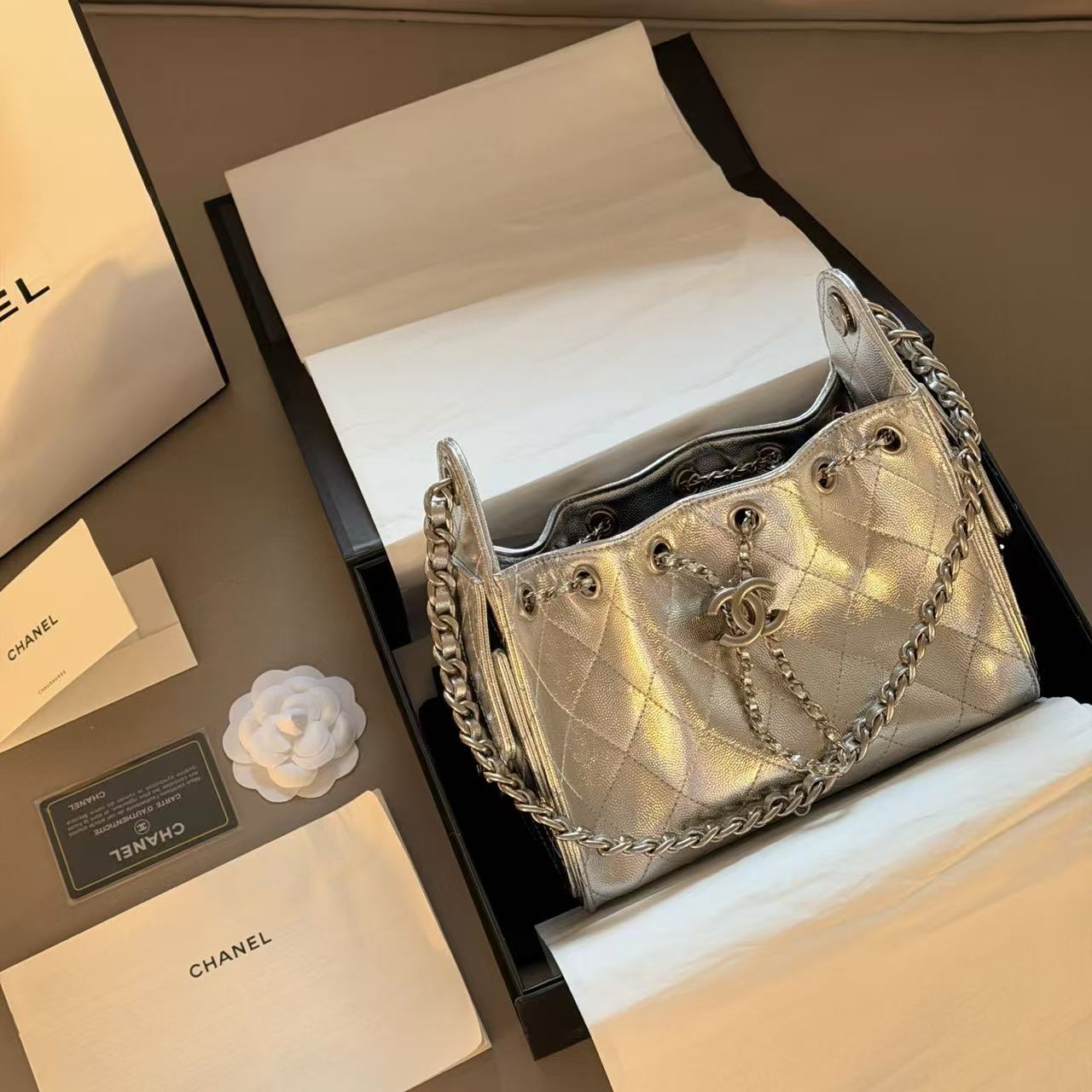 CHANE1 シルバー アンダーアームバッグ【50%割引+送料無料】