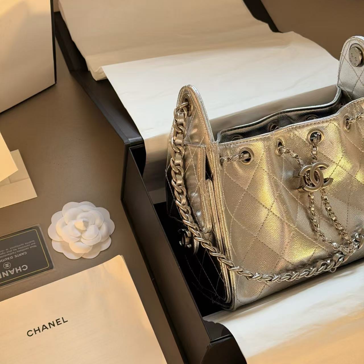 CHANE1 シルバー アンダーアームバッグ【50％割引+送料無料】