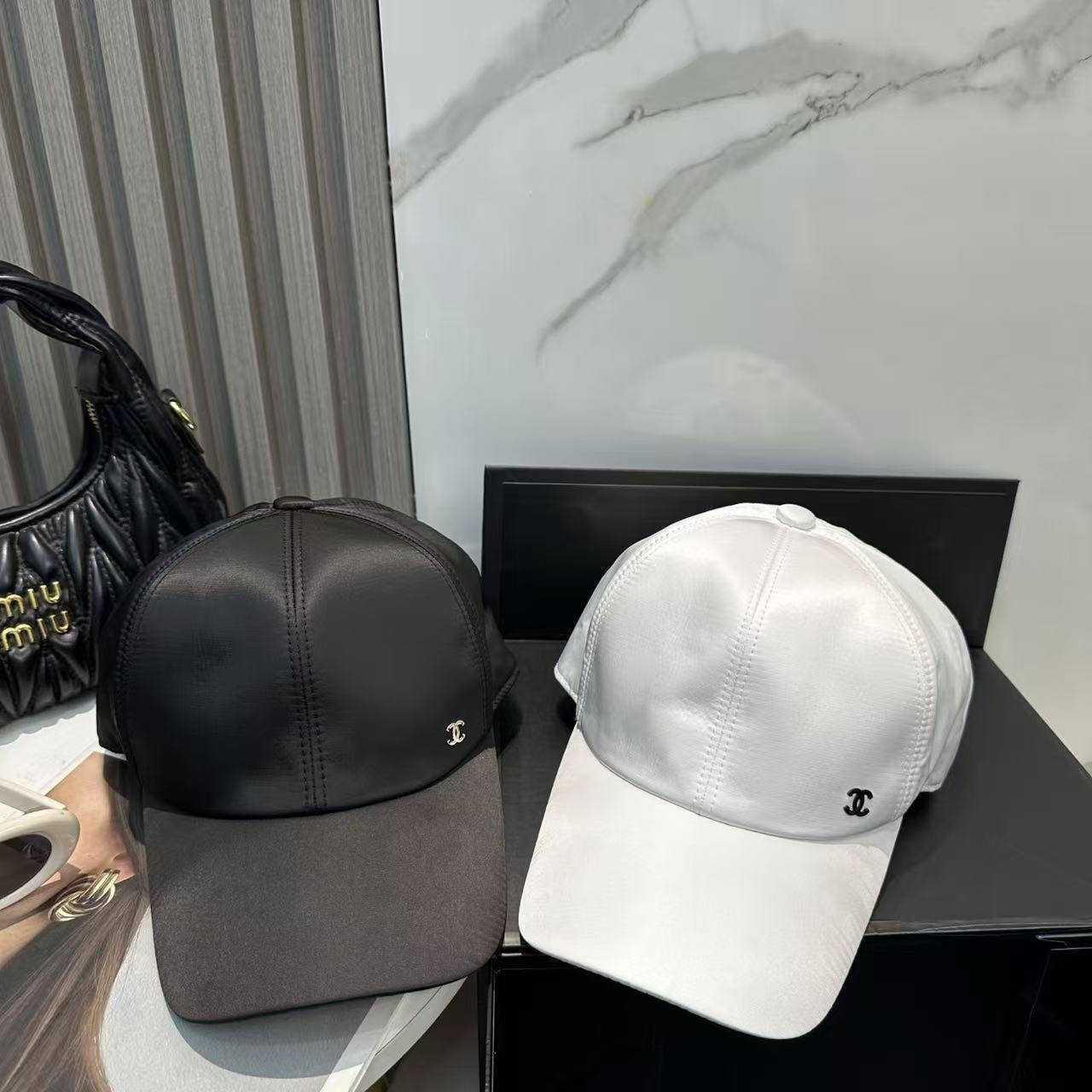 CHANE1 シンプルダブルCベースボールキャップ【50％割引+送料無料】