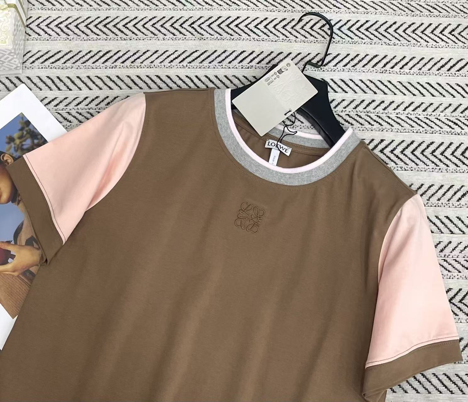 L0WEW 刺繍ロゴ カラーブロック Tシャツ【50％割引+送料無料】