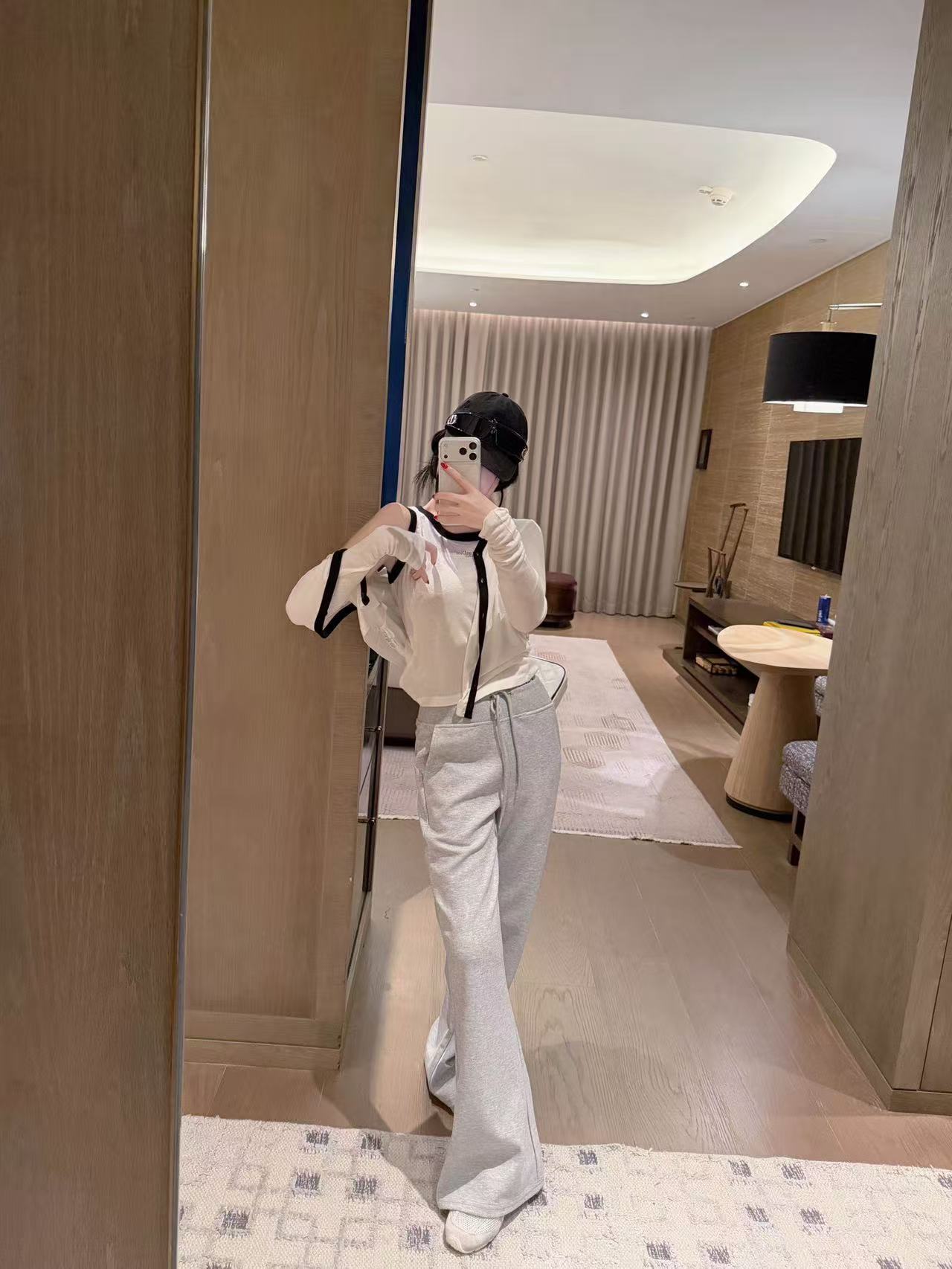 DIOR ウールベスト + カーディガン ツーピースセット【50％割引+送料無料】