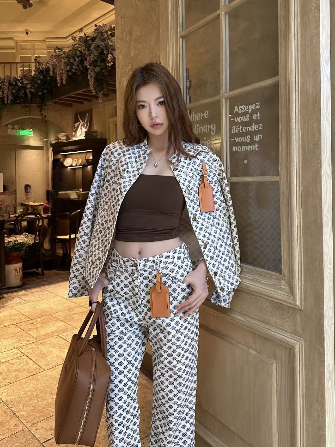 LVデニムジャケットとパンツのツーピースセット【50％割引+送料無料】