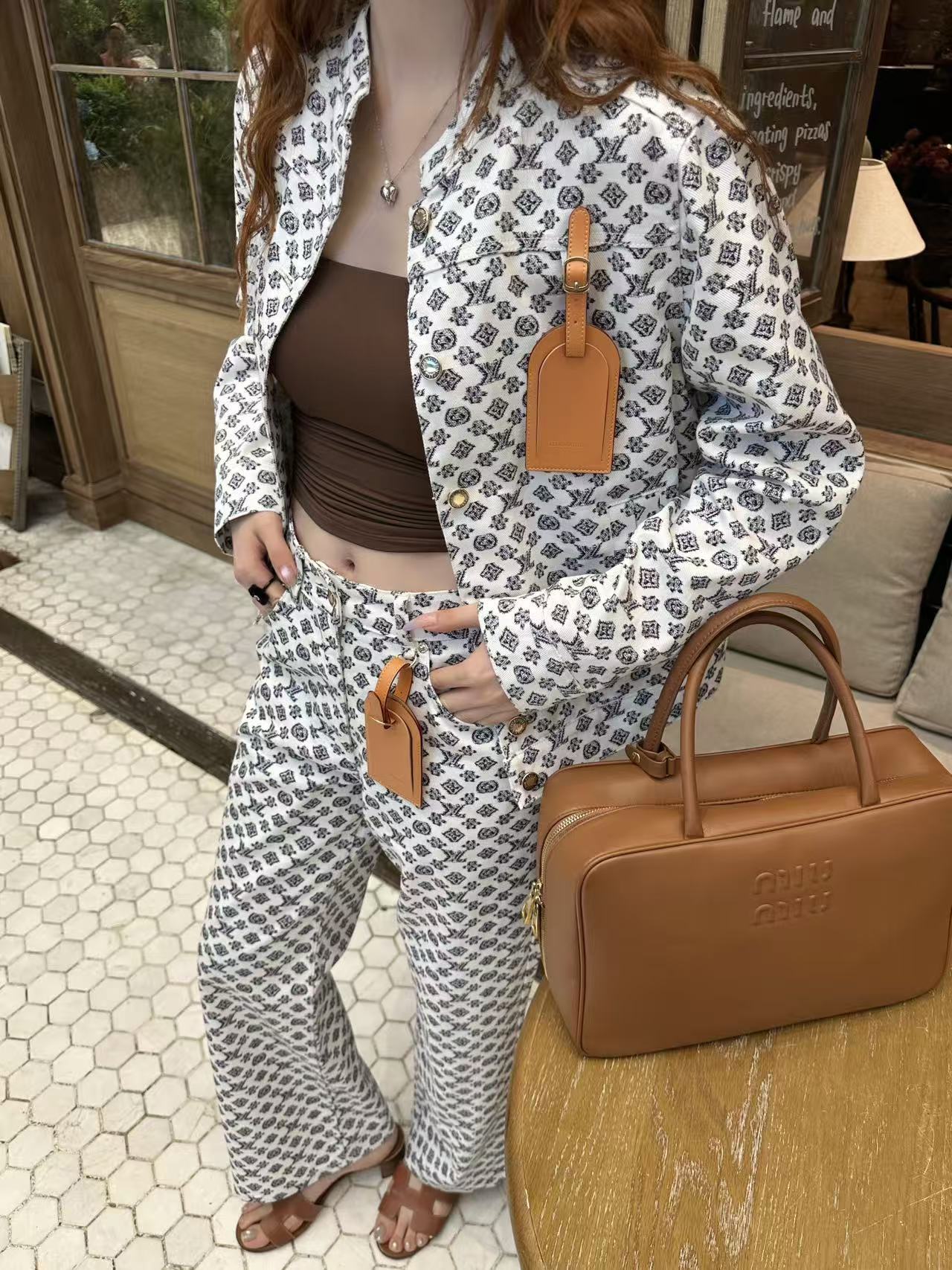 LVデニムジャケットとパンツのツーピースセット【50％割引+送料無料】