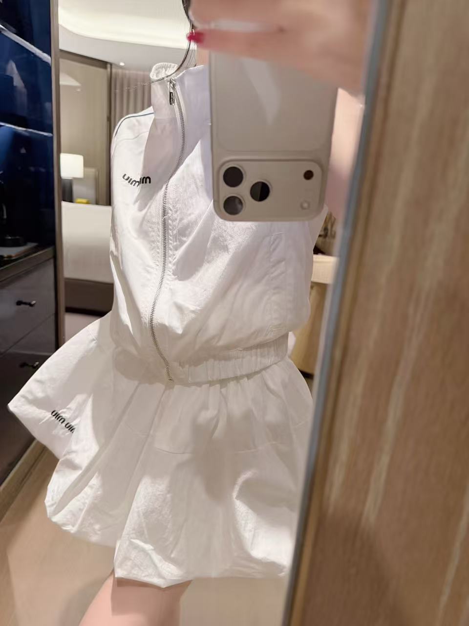 M1UM1U ジッパーベスト+スカート ツーピースセット【50％割引+送料無料】