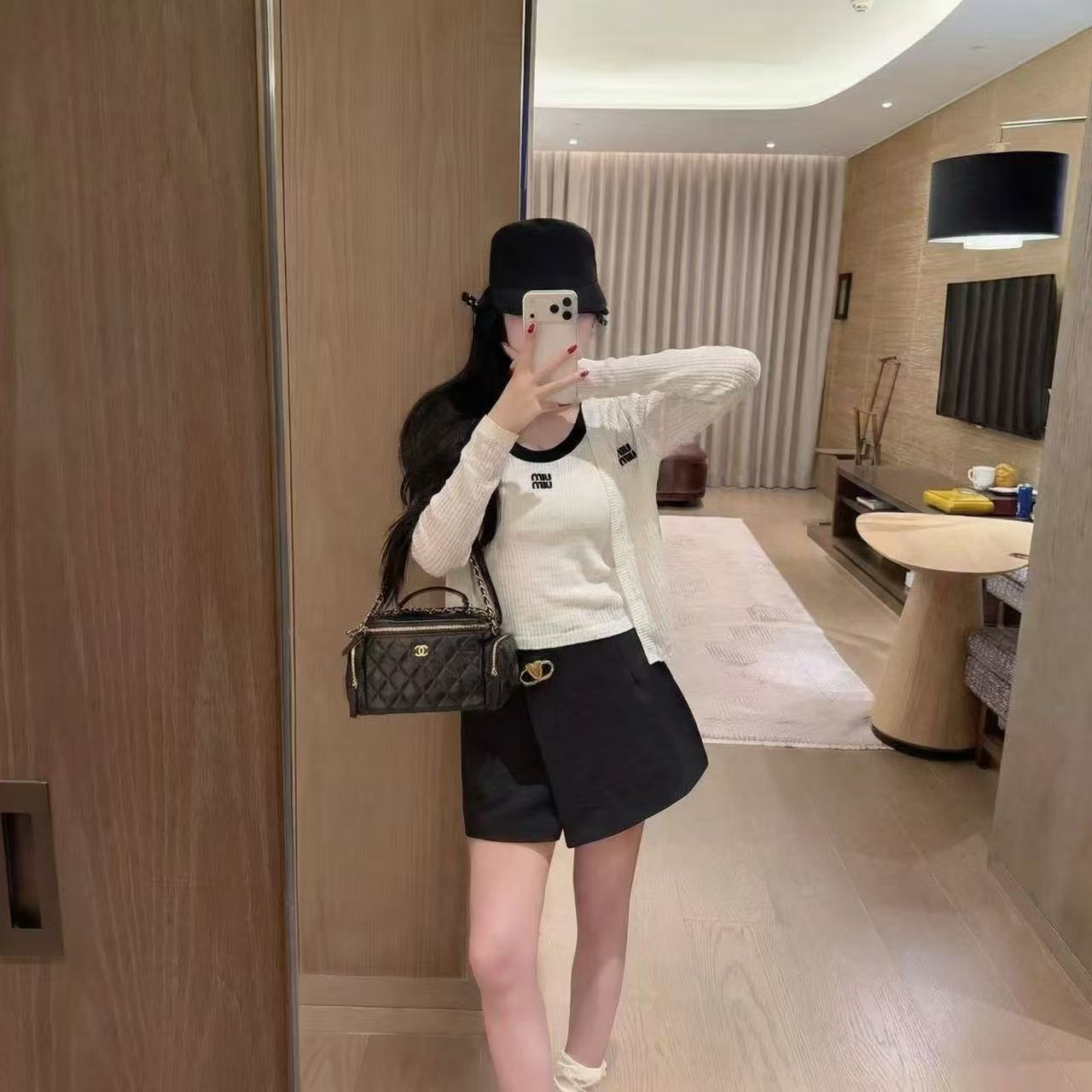 L0WEW 刺繍ベスト + カーディガン ツーピースセット【50%割引+送料無料】