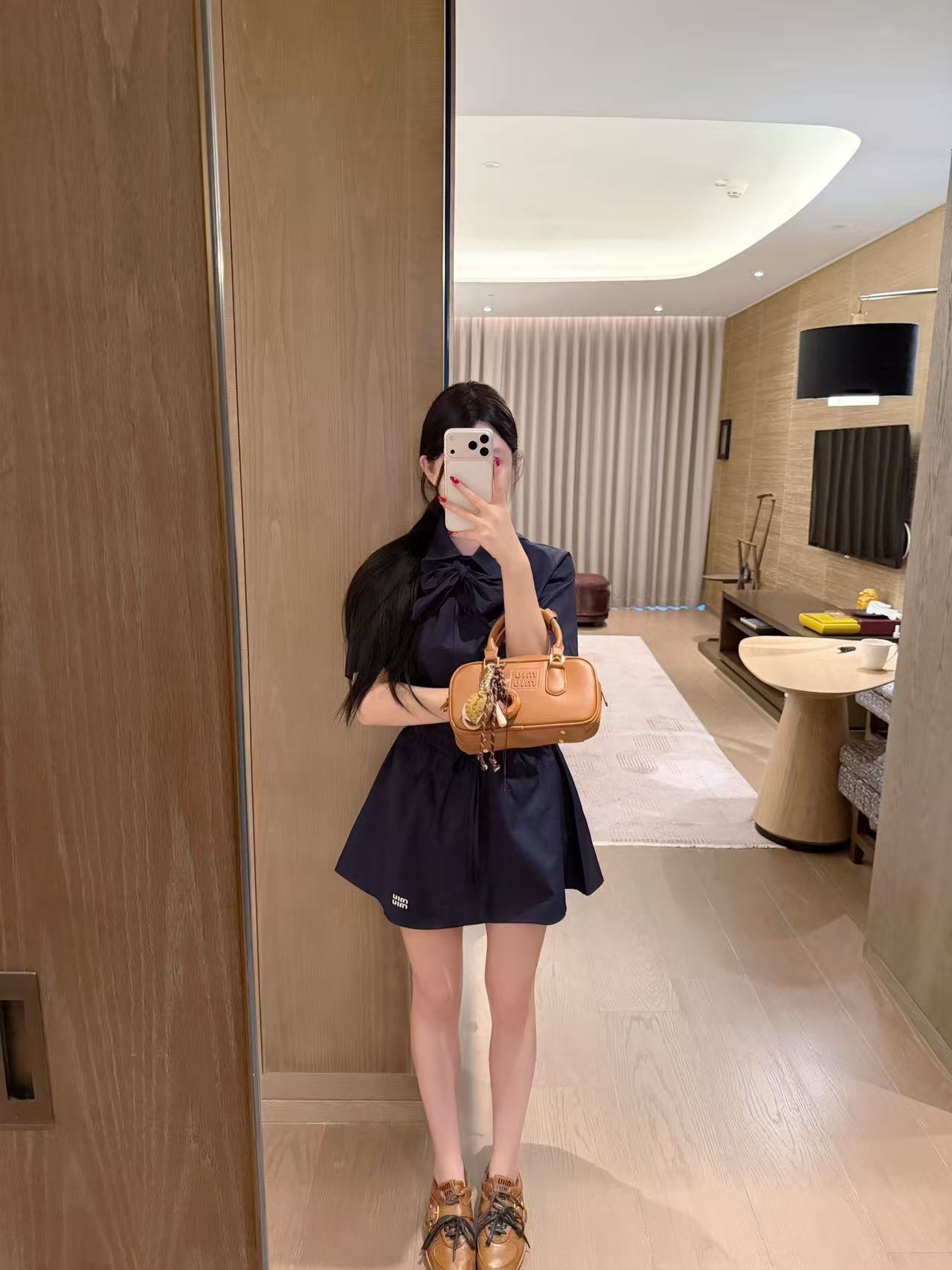 M1UM1U シャツ+スカート ツーピースセット【50%割引+送料無料】