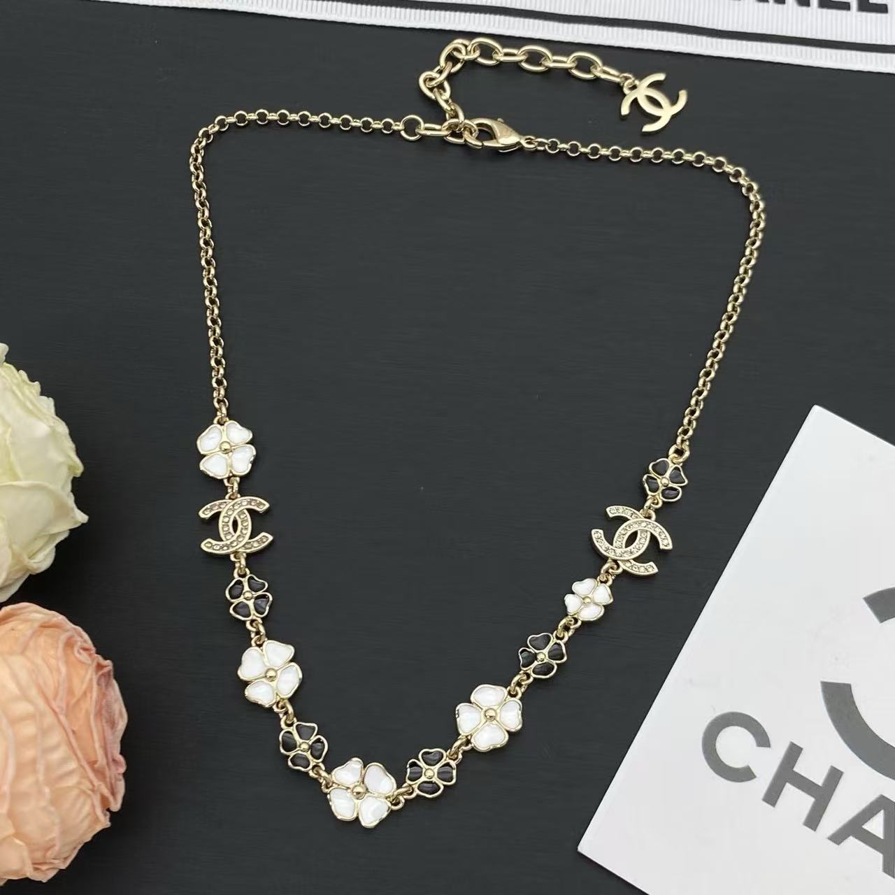 CHANE1 フローラル ダブルC ネックレス【50％割引+送料無料】
