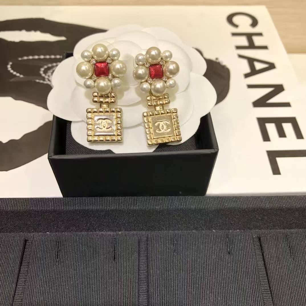 CHANE1 ダブルCスクエアパールスタッドピアス【50％割引+送料無料】