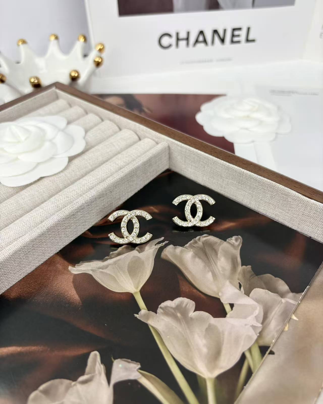 CHANE1 ダブルC ダイヤモンドスタッドピアス【50%割引+送料無料】