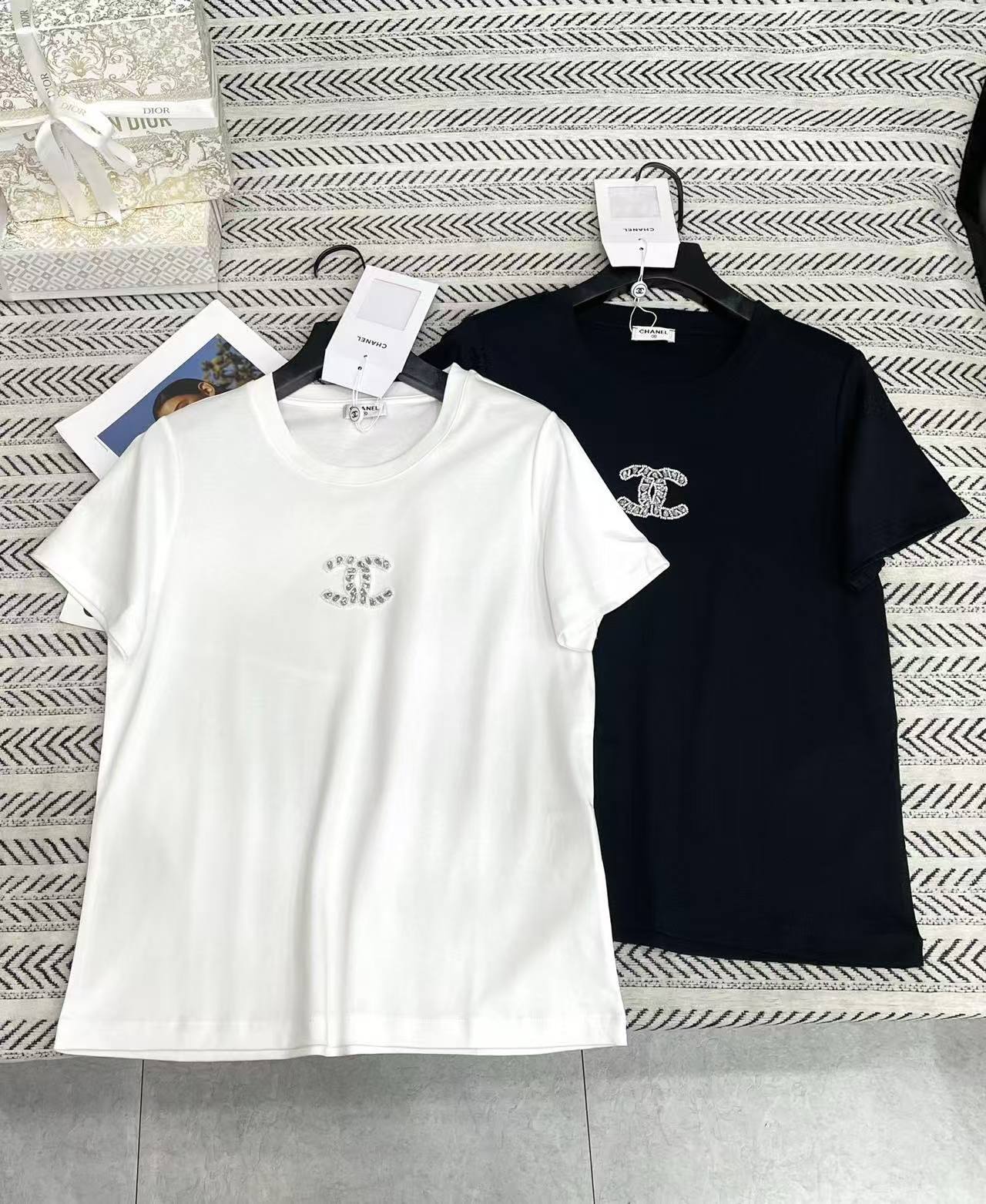 CHANE1 シンプルダブルCダイヤモンドTシャツ【50％割引+送料無料】