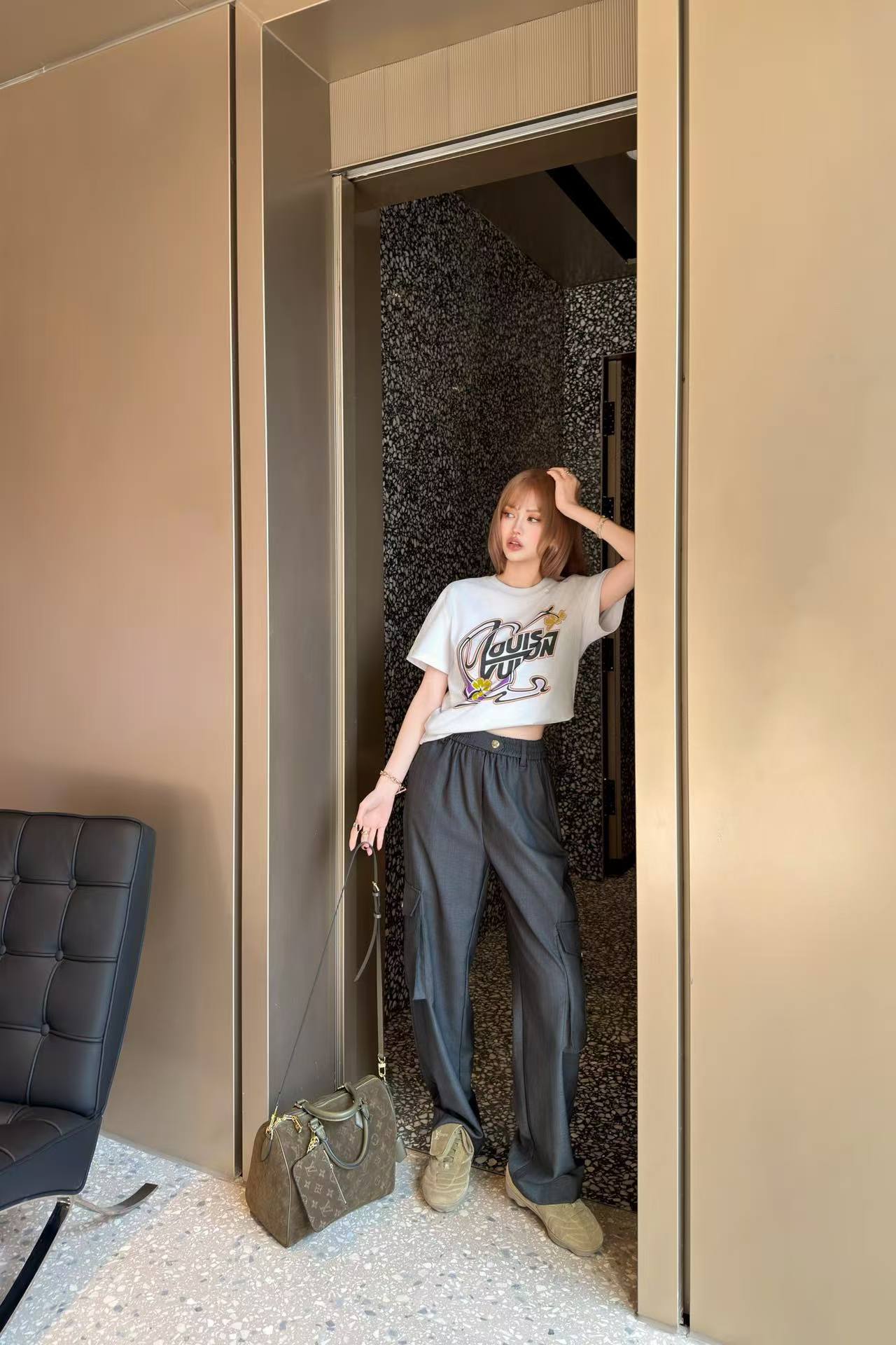 LV カラフルレターTシャツ【50％割引+送料無料】