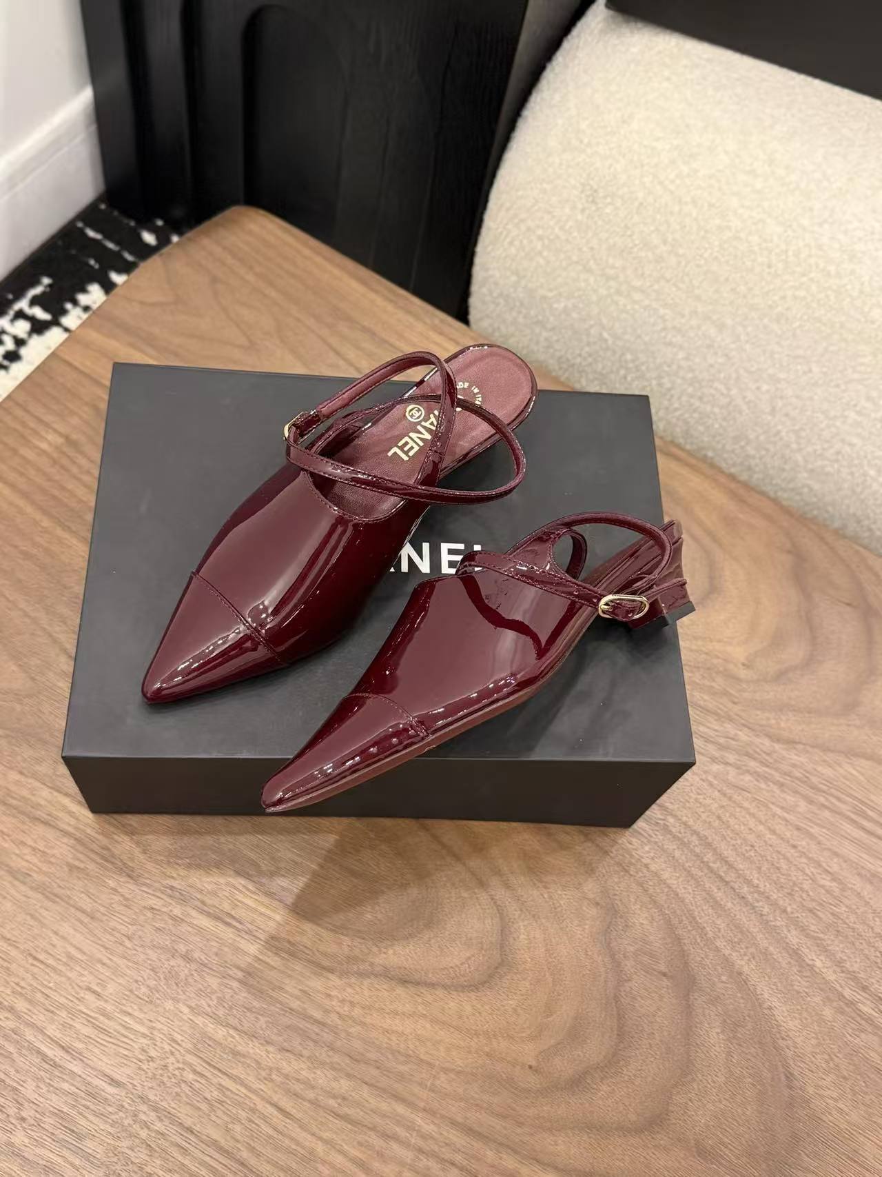 CHANE1 高品質パテントレザー ローヒールシューズ【50％割引+送料無料】