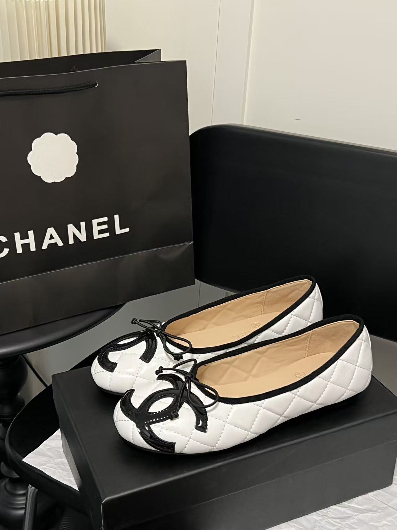 CHANE1 ダブルCチェック柄フラットシューズ【50％割引+送料無料】