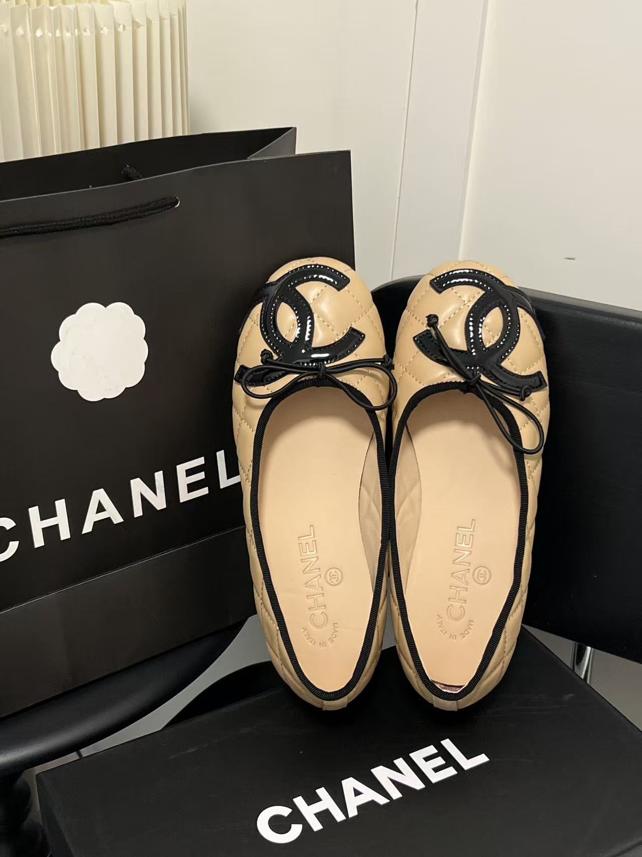 CHANE1 ダブルCチェック柄フラットシューズ【50％割引+送料無料】