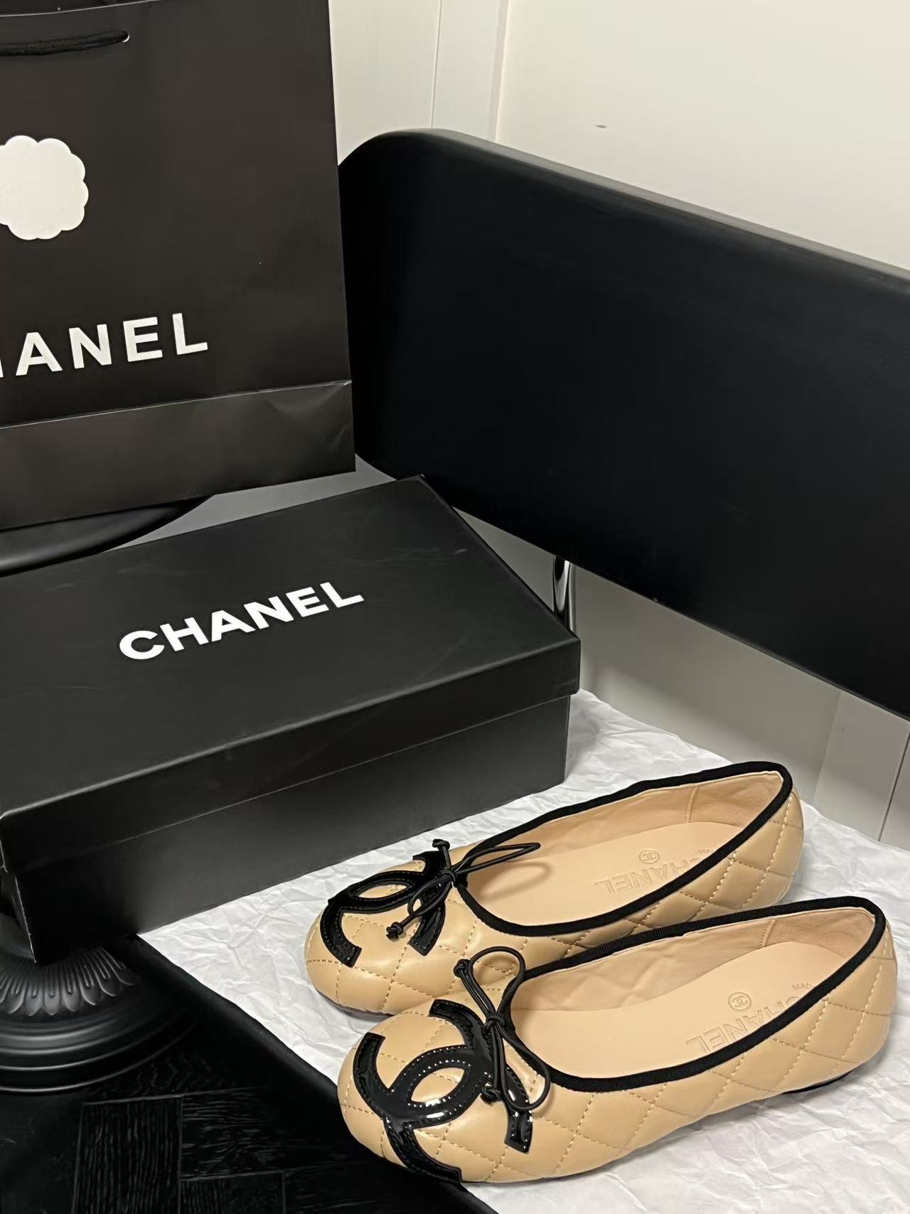 CHANE1 ダブルCチェック柄フラットシューズ【50％割引+送料無料】