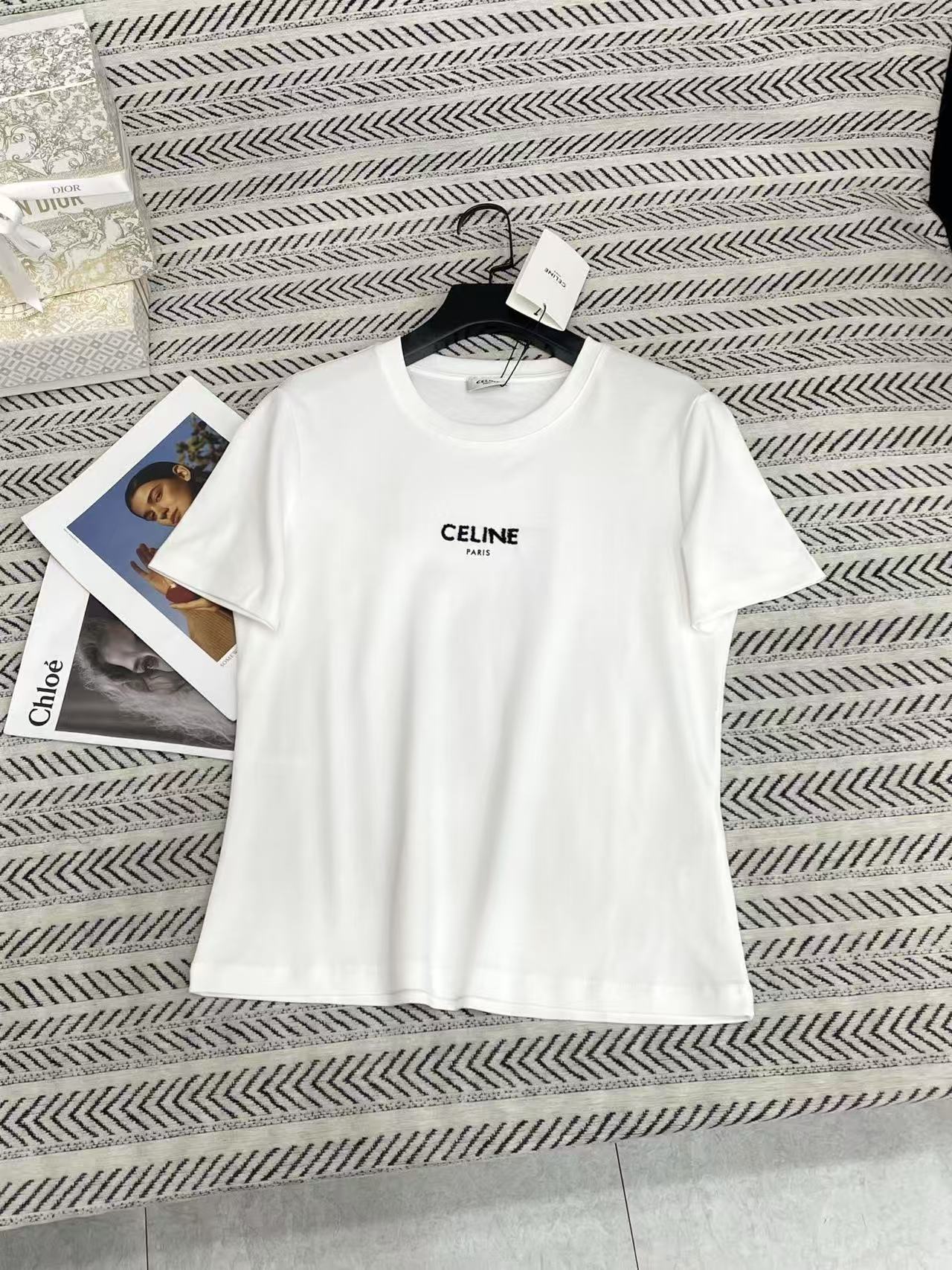CEL1NE レタービーズTシャツ【50％割引+送料無料】