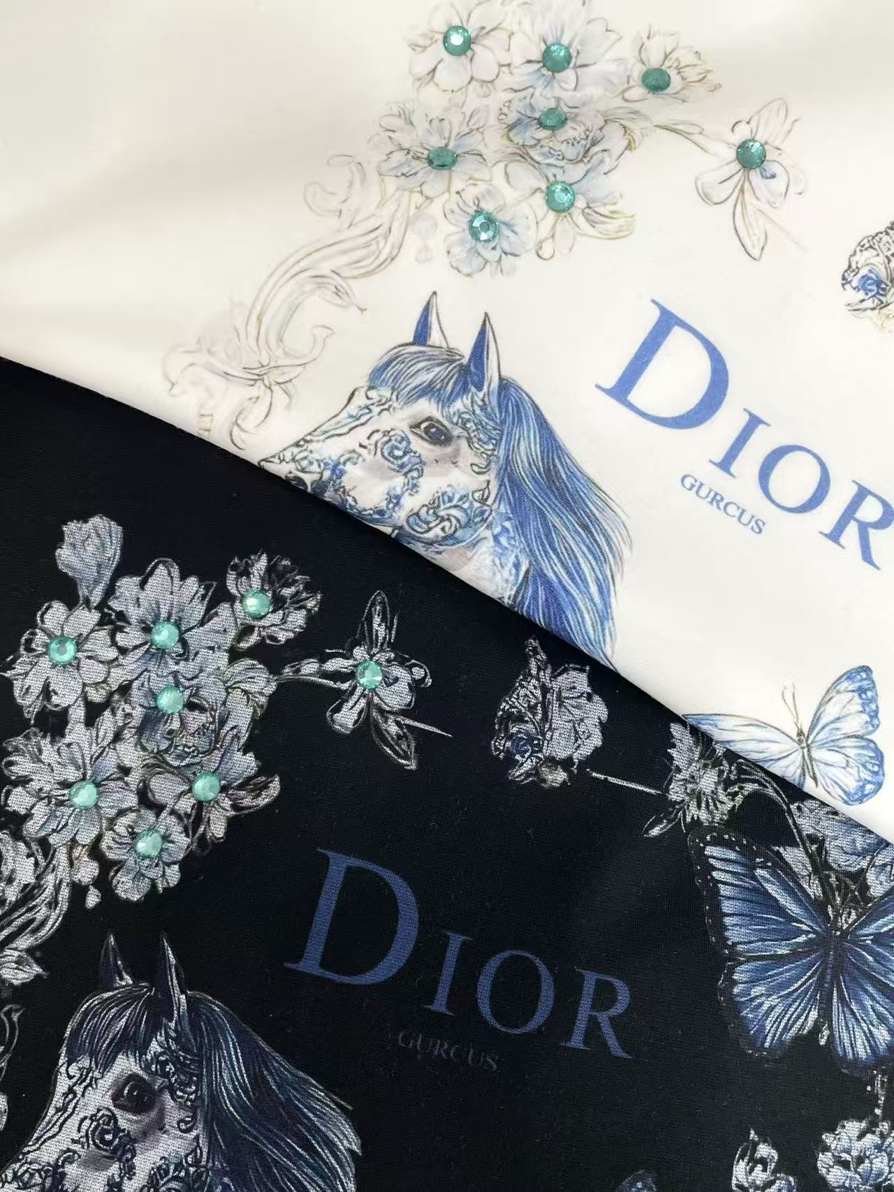 DIOR プリントTシャツ（ビーズ刺繍の蝶モチーフ）【50％割引+送料無料】