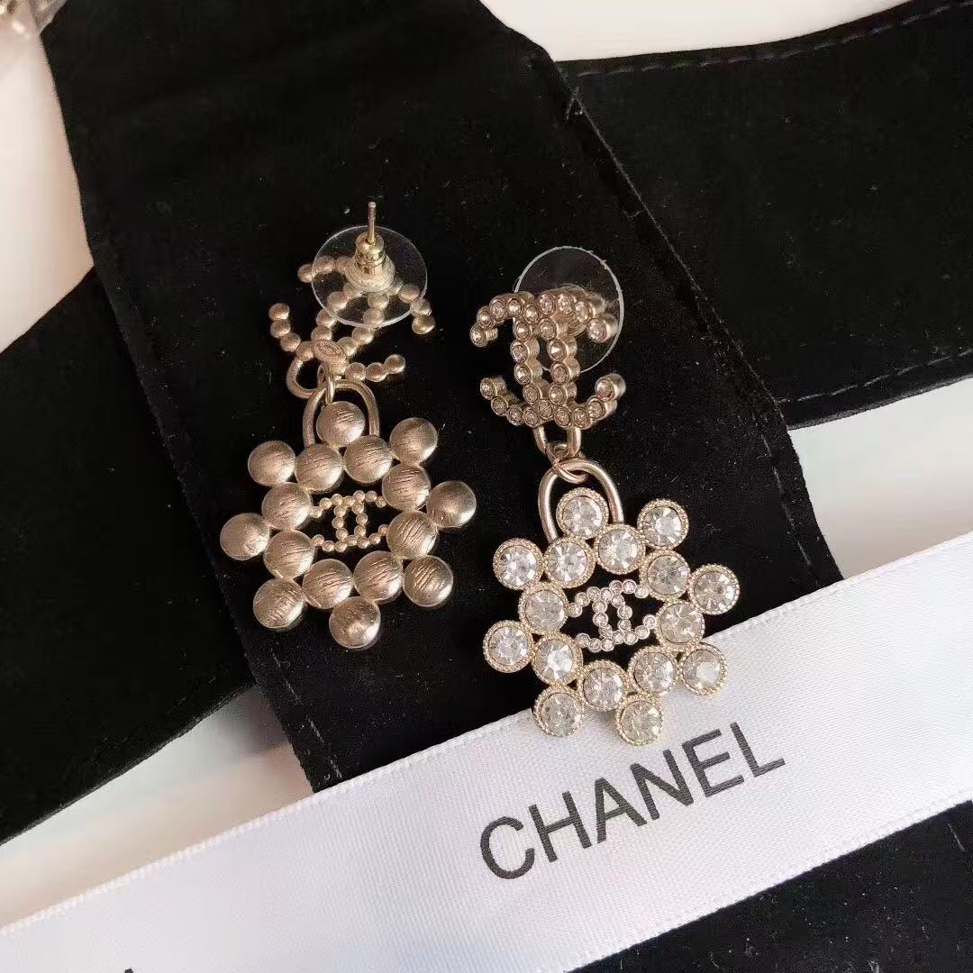CHANE1 ダブルC ダイヤモンドスタッドピアス【50％割引+送料無料】