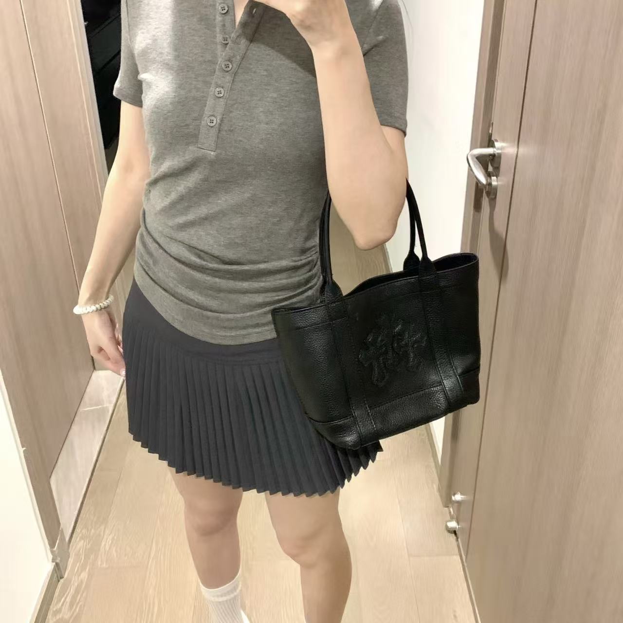 Chr0me Hearts牛革ハンドバッグ【50％割引+送料無料】