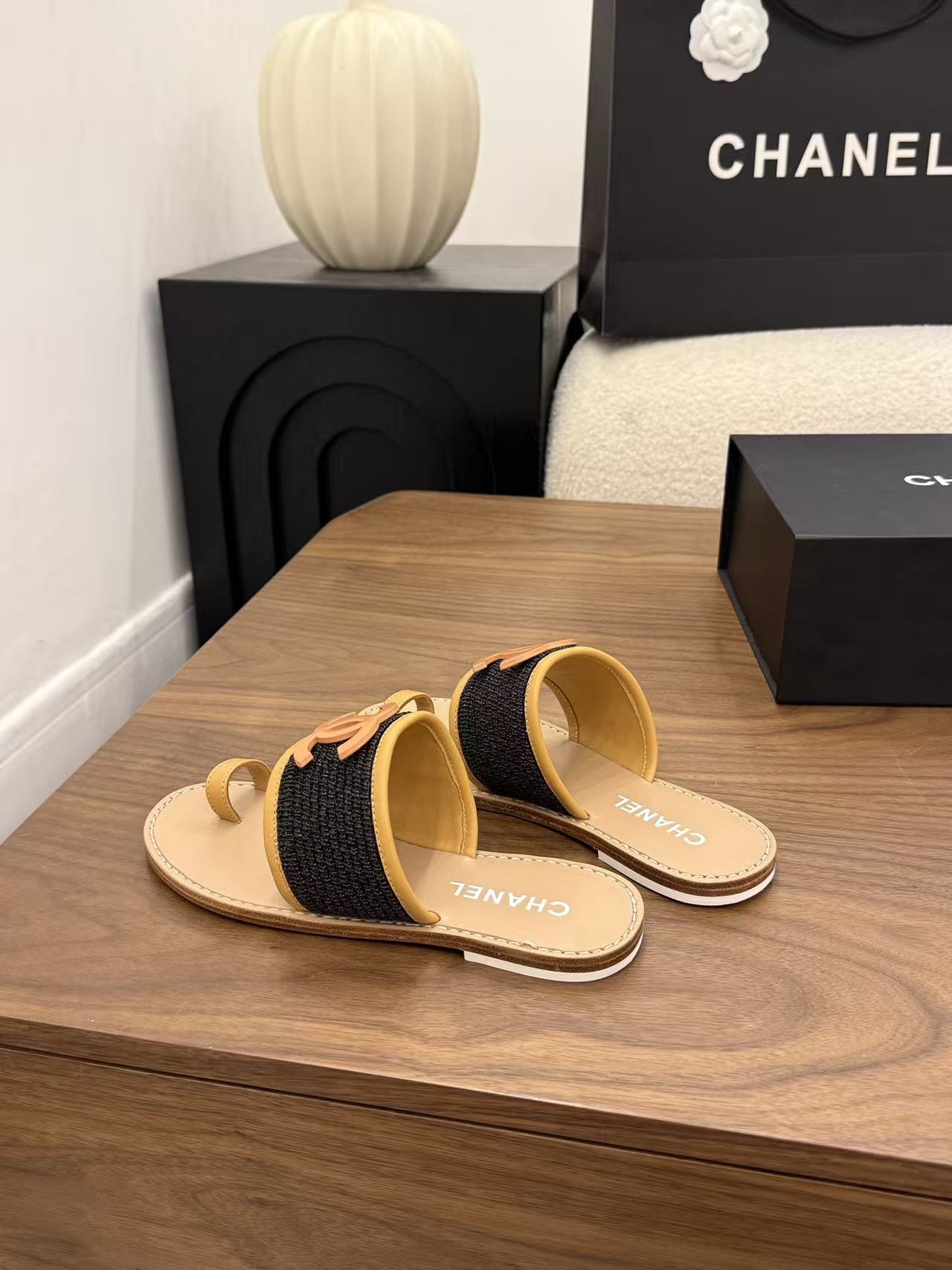 CHANE1 高品質ダブルCラムスキンフラットシューズ【50%割引+送料無料】