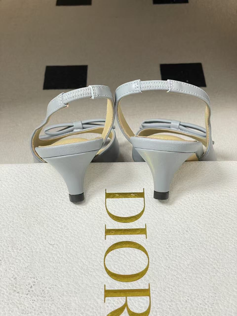 DIOR 上質なピープトゥ・ローヒールシューズ【50%割引+送料無料】