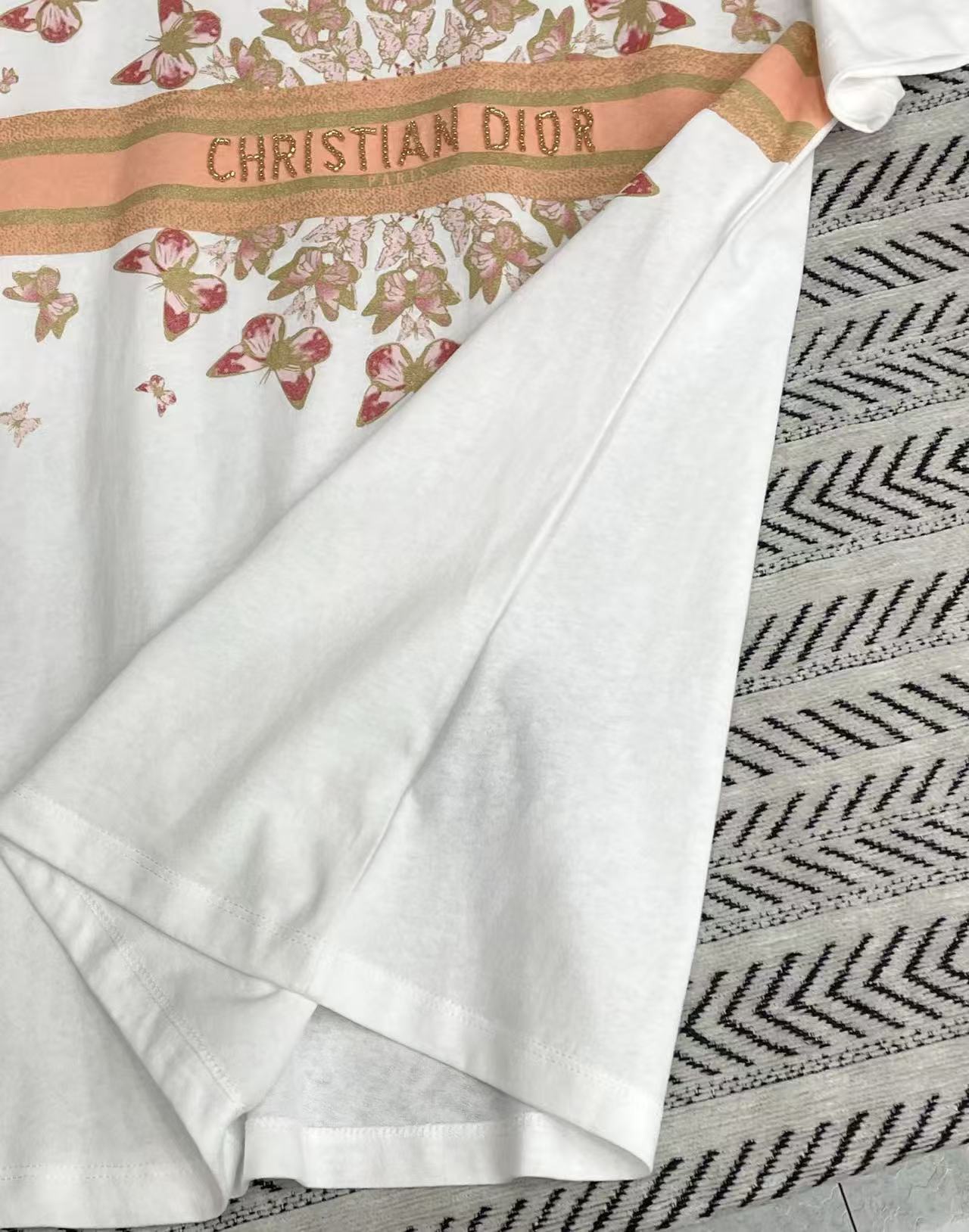 DIOR バタフライ・レタリング Tシャツ【50％割引+送料無料】