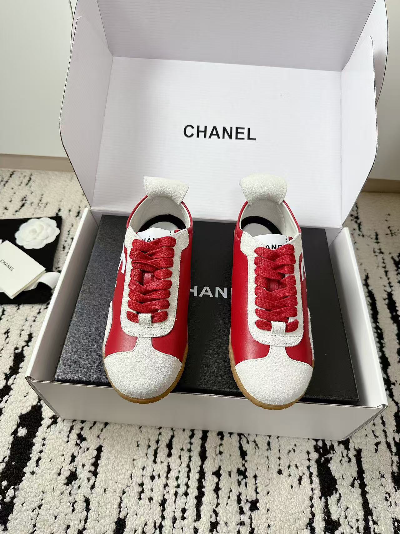 CHANEL 高品質 ダブルC カジュアルシューズ【50％割引+送料無料】
