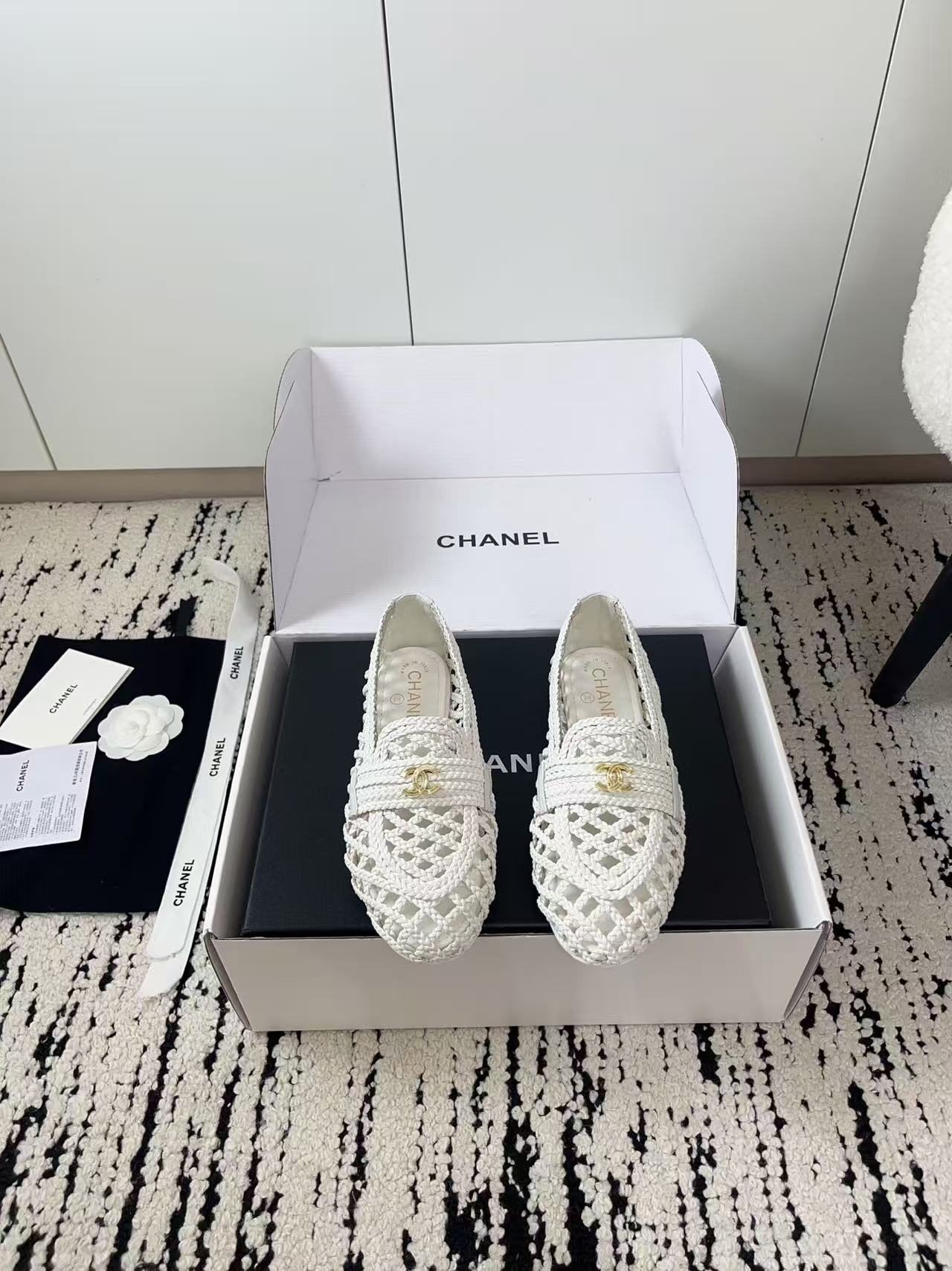 CHANE1 高品質ダブルC中空フラットシューズ【50％割引+送料無料】